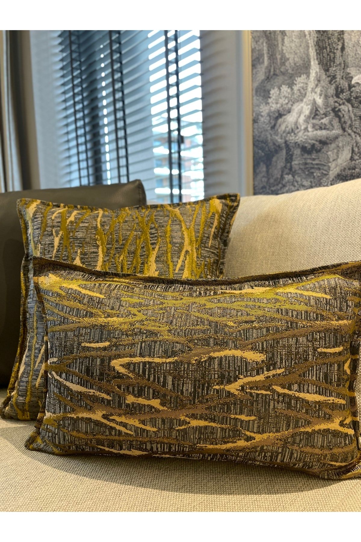 Gold Sarı Detaylı Yağ Yeşili Kırlent Kılıfı