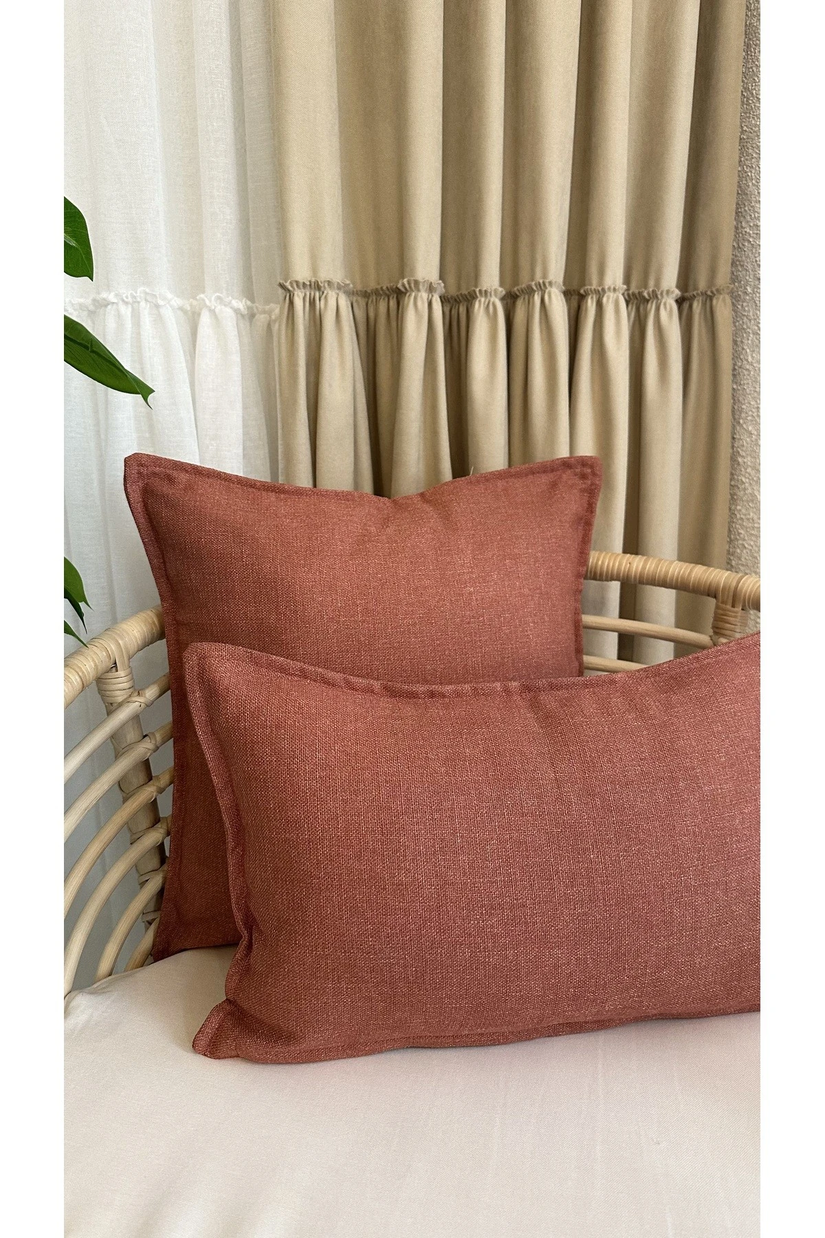 Kiremit Rengi Keten Dokulu Kırlent Kılıfı 1 ad