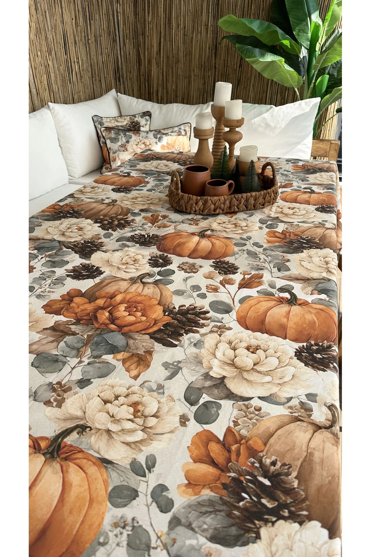 Leke Tutmaz Sıvı Geçirmez Bal Kabağı Desenli Ekru Masa Örtüsü