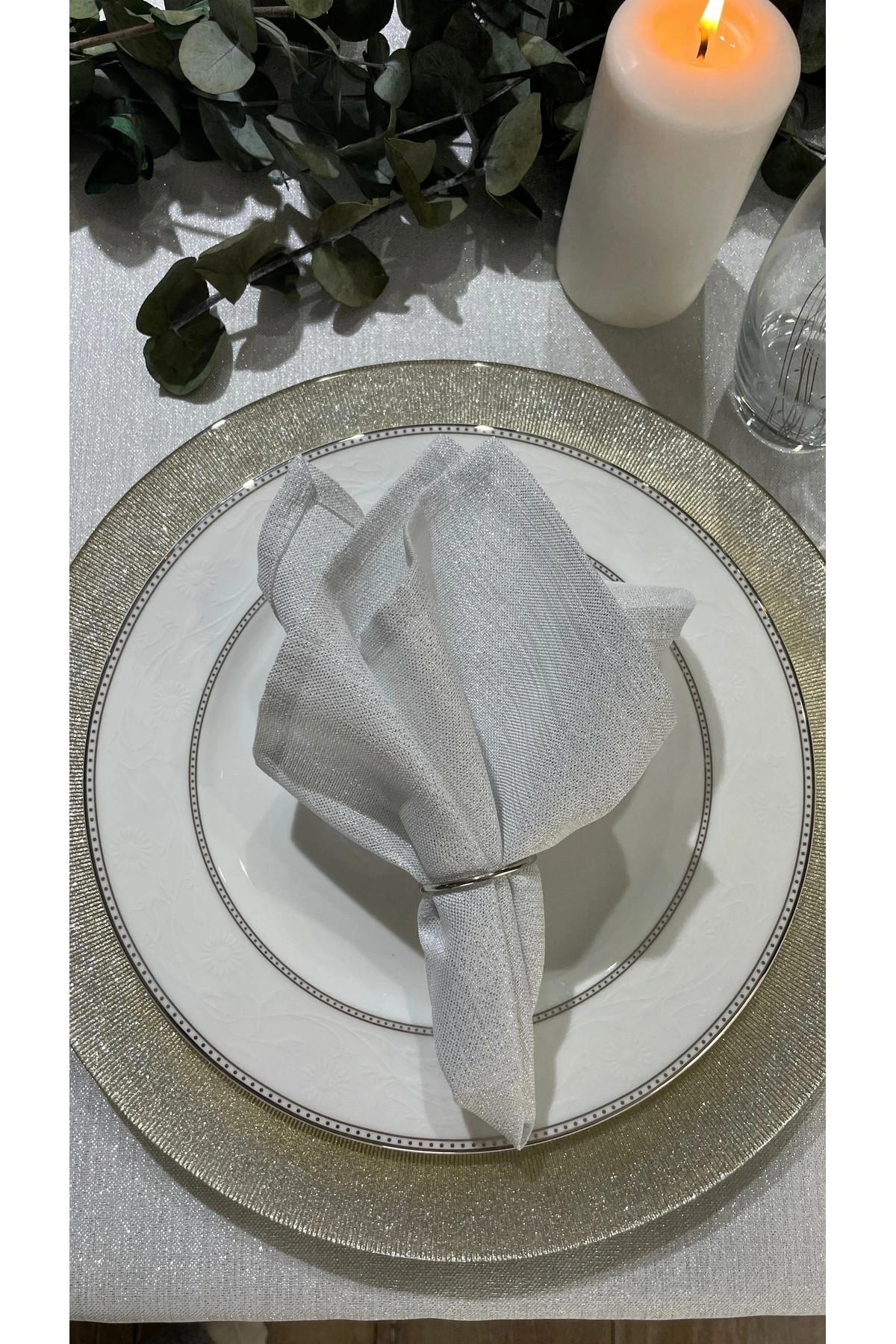 6'lı Gümüş Simli Beyaz Peçete Kumaş Peçete