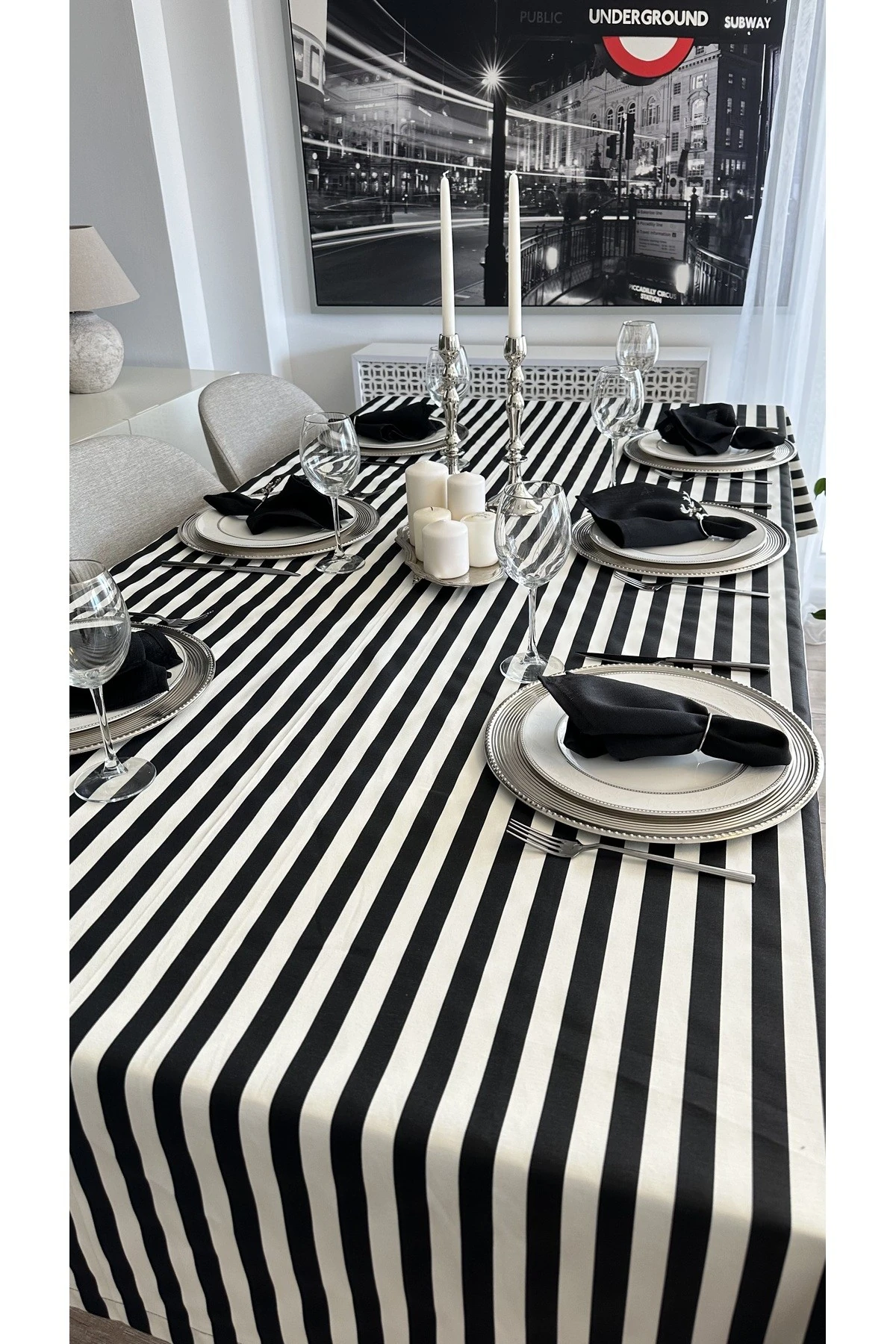 Leke Tutmaz Sıvı Geçirmez Siyah Beyaz Çizgili Dertsiz Masa Örtüsü