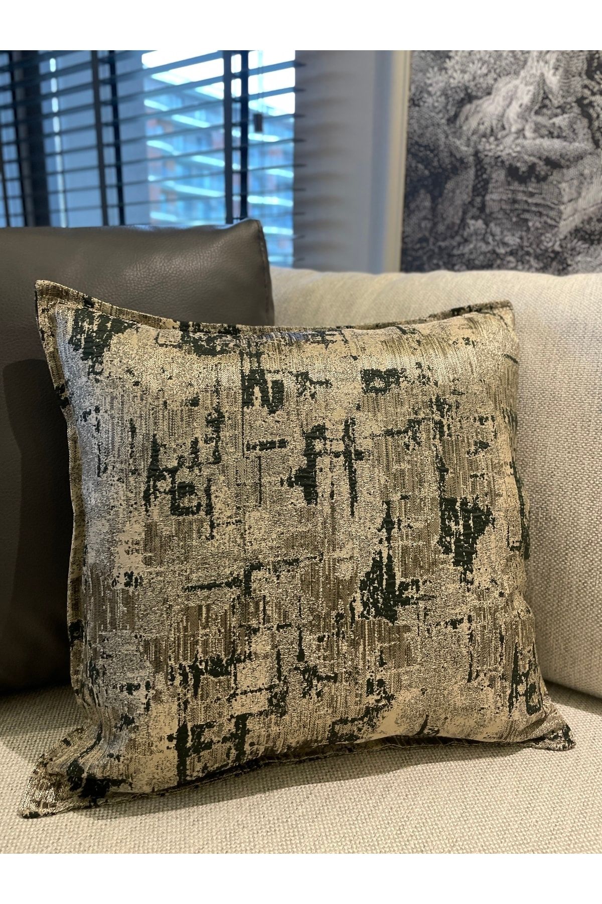 Gold Koyu Yeşil Detaylı Kırlent Kılıfı