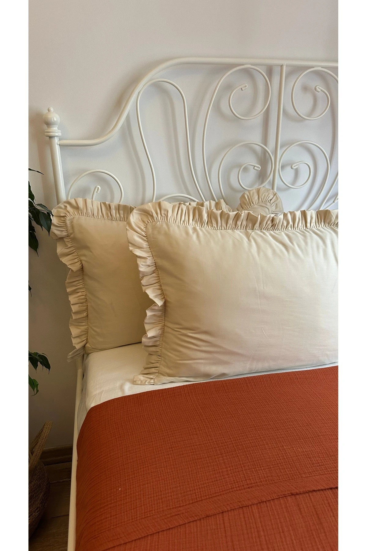 2 li Vanilya Açık Bej Pamuk Saten Fırfırlı Yastık Kılıfı