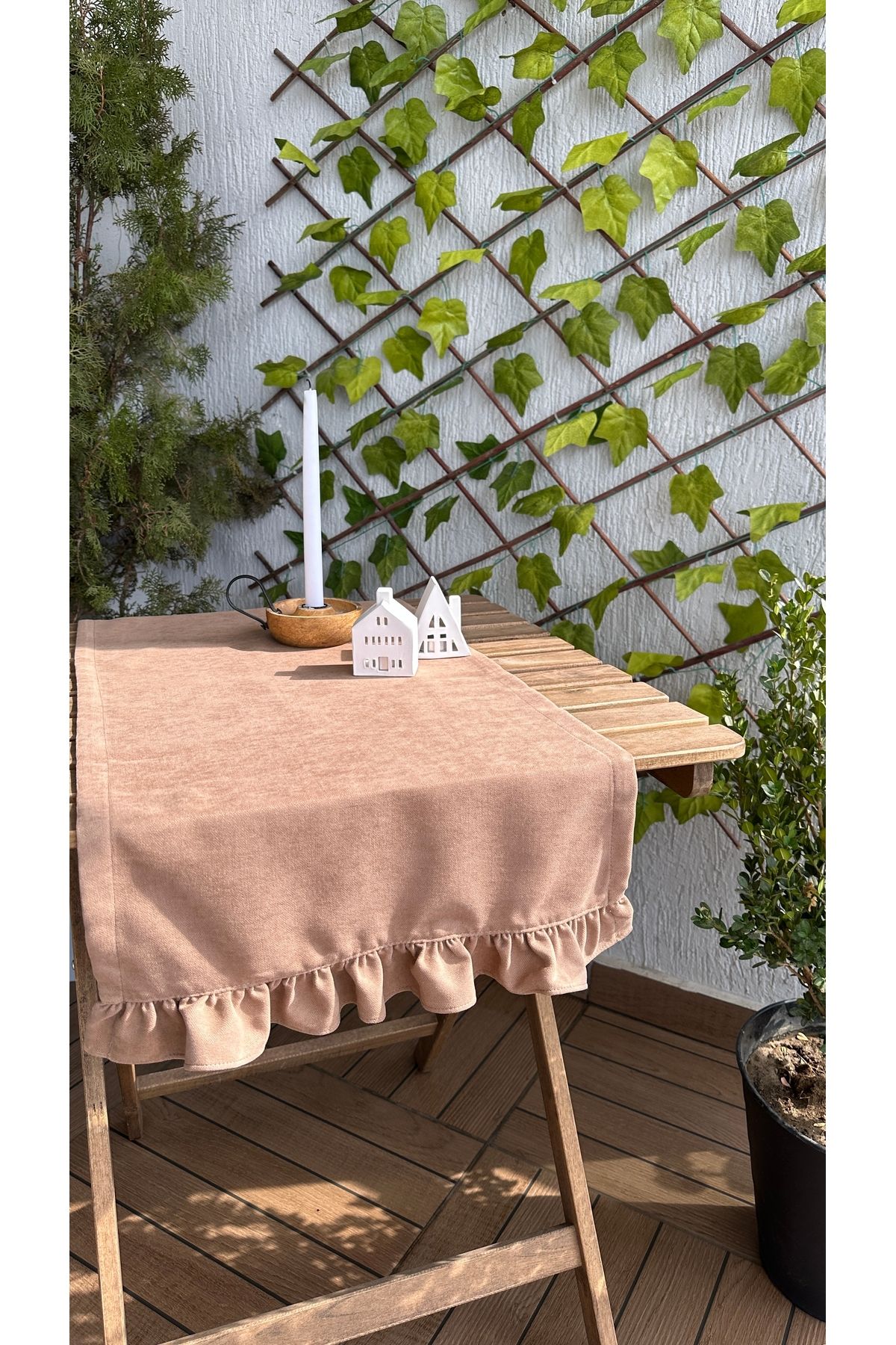 Kahverengi Fırfırlı Vintage Runner