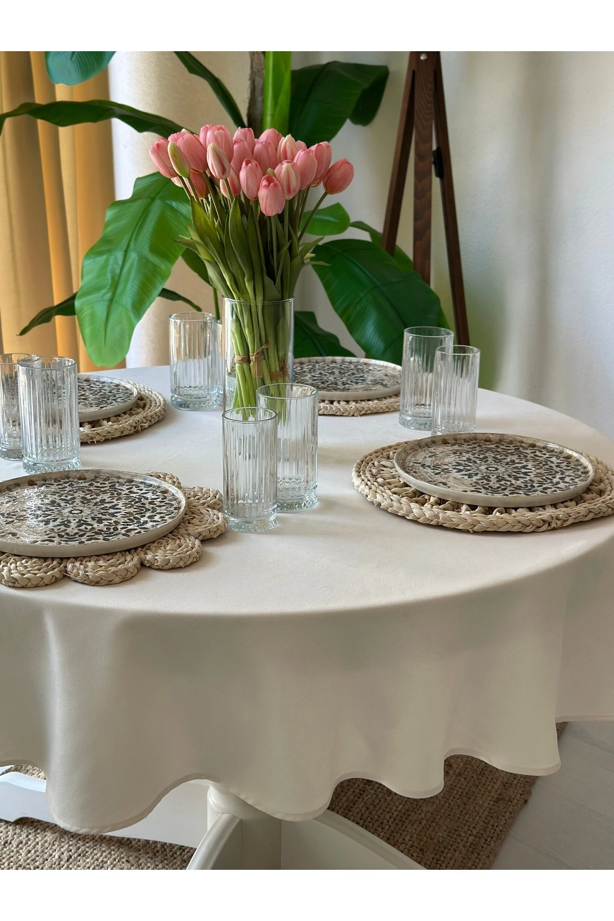 Kadife Dokulu Dertsiz Leke Tutmaz Yuvarlak Masa Örtüsü - 5