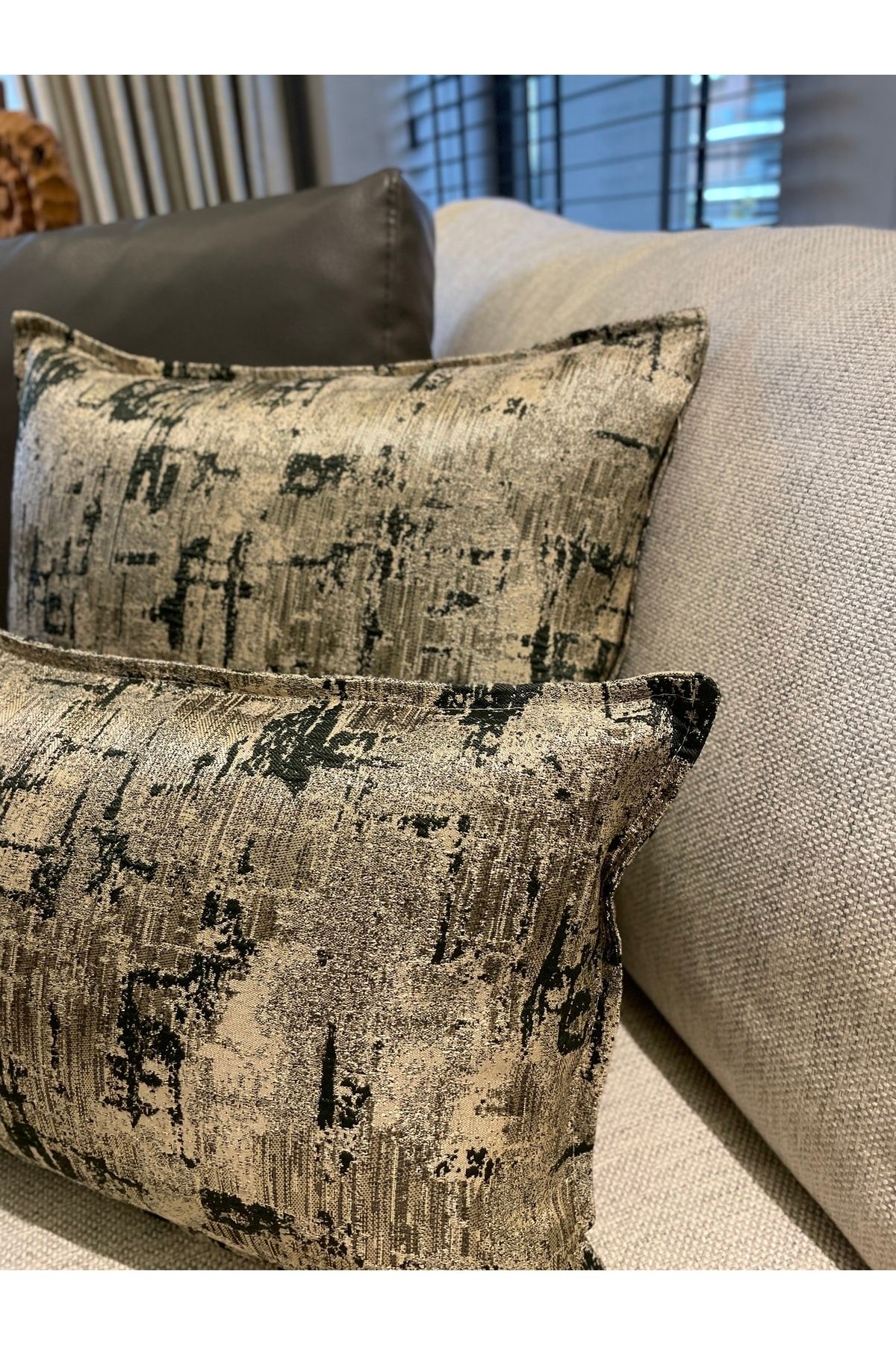 Gold Koyu Yeşil Detaylı Kırlent Kılıfı