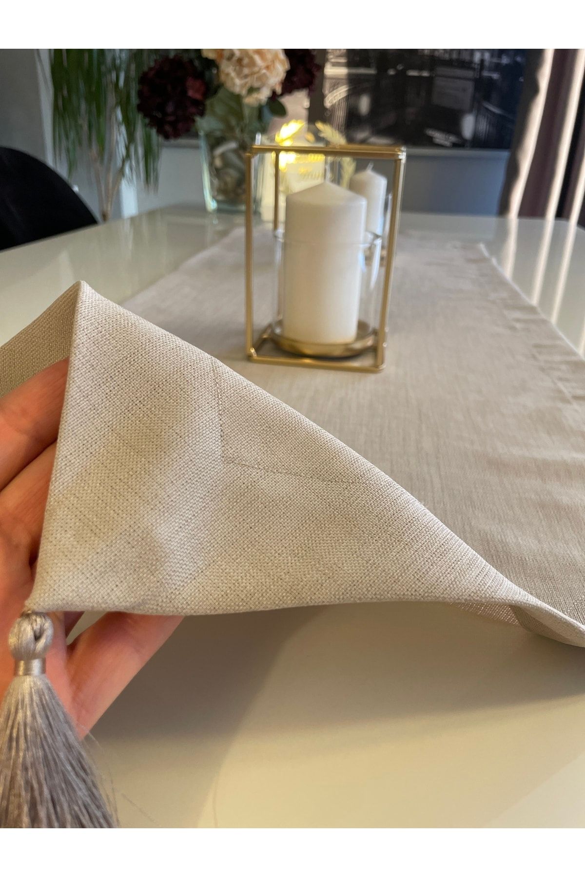 Püsküllü Bej Keten Runner