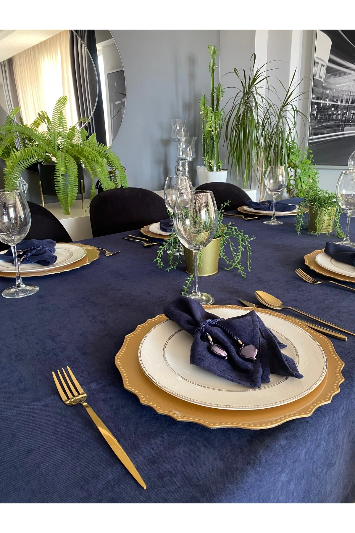 6'lı Lacivert Dertsiz Kadife Dokulu Kumaş Peçete