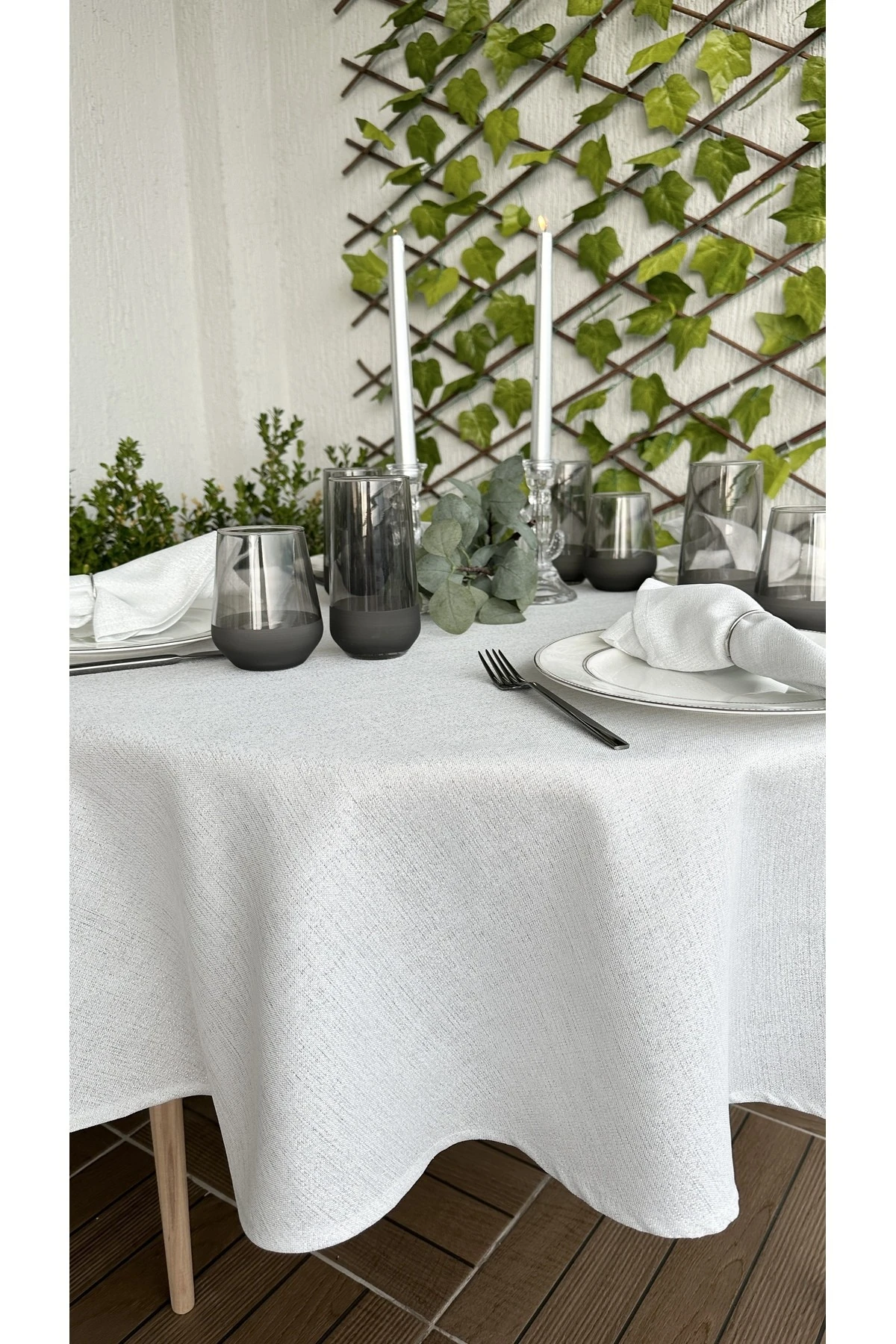 Keten Dokulu Simli Yuvarlak Masa Örtüsü - 4