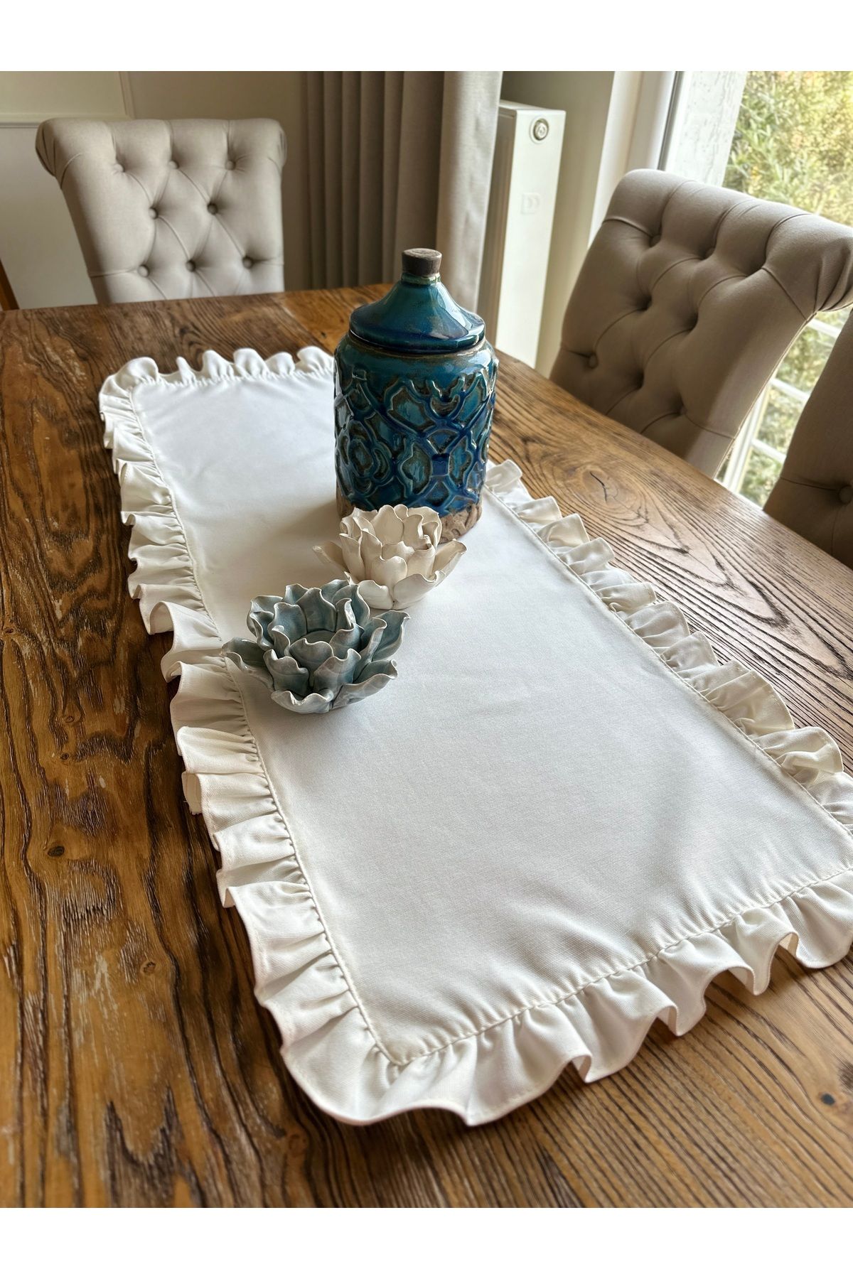 Keten Dokulu Dertsiz Vintage Tam Fırfırlı Ekru Runner