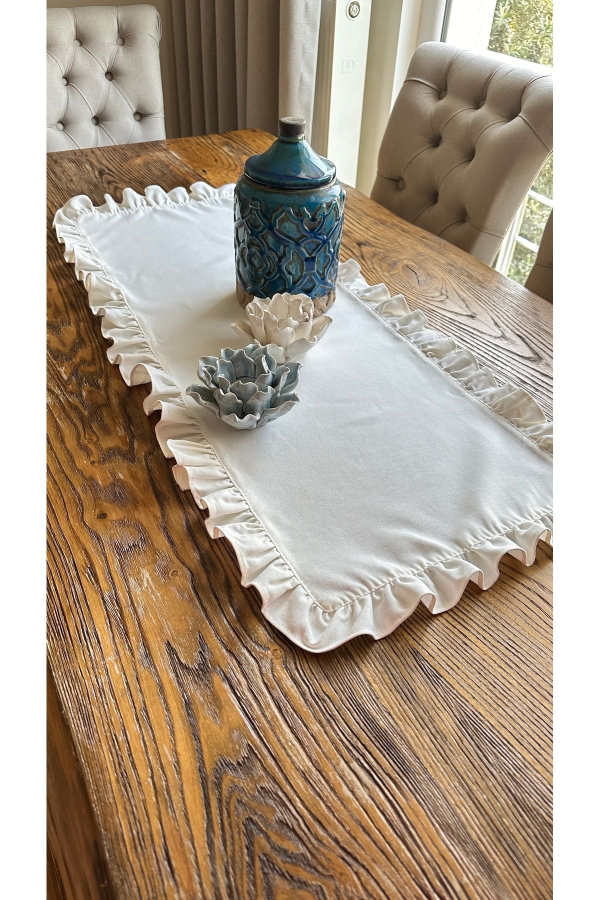 Keten Dokulu Dertsiz Vintage Tam Fırfırlı Ekru Runner