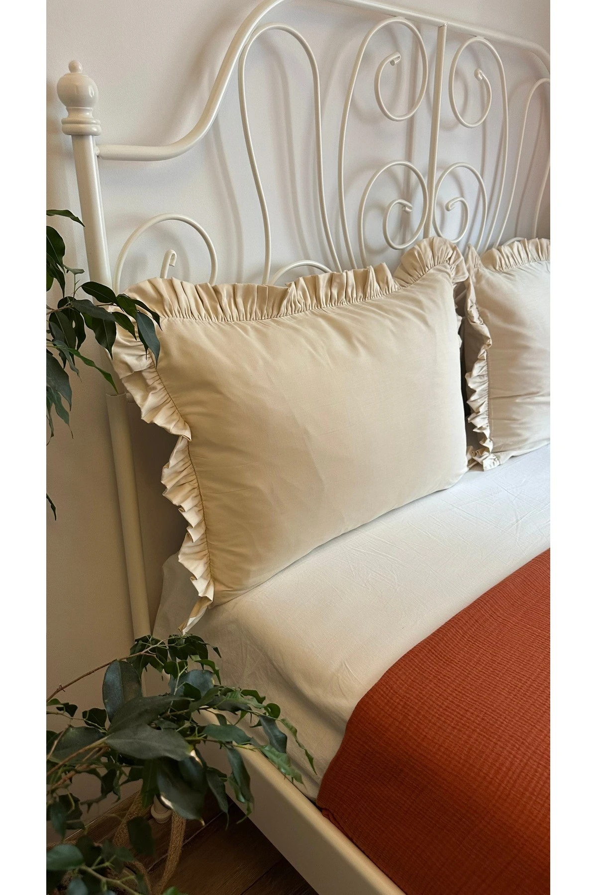 2 li Vanilya Açık Bej Pamuk Saten Fırfırlı Yastık Kılıfı