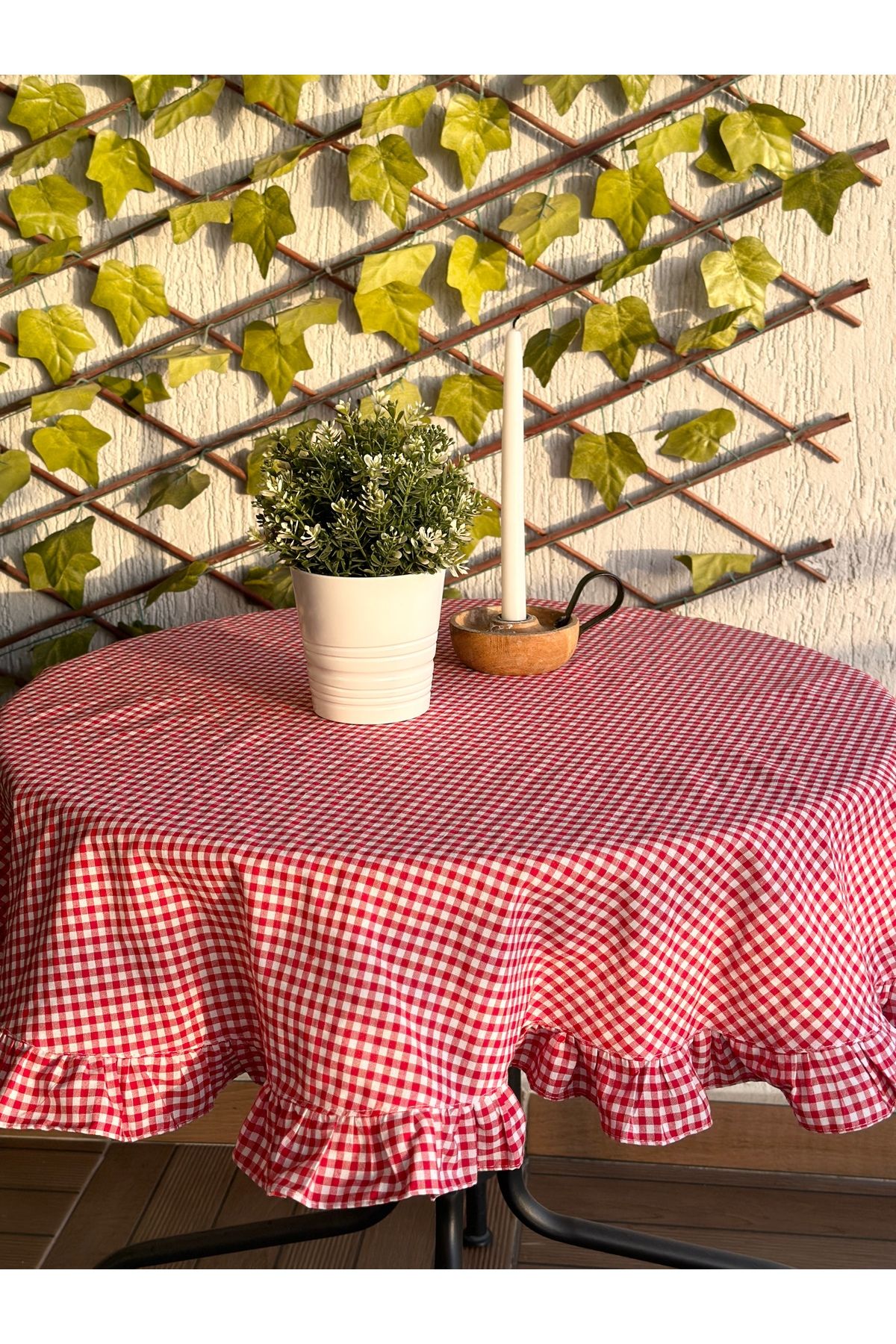 Thin Keten Kumaş Mini Pötikareli Fırfırlı Yuvarlak Masa Örtüsü - 1