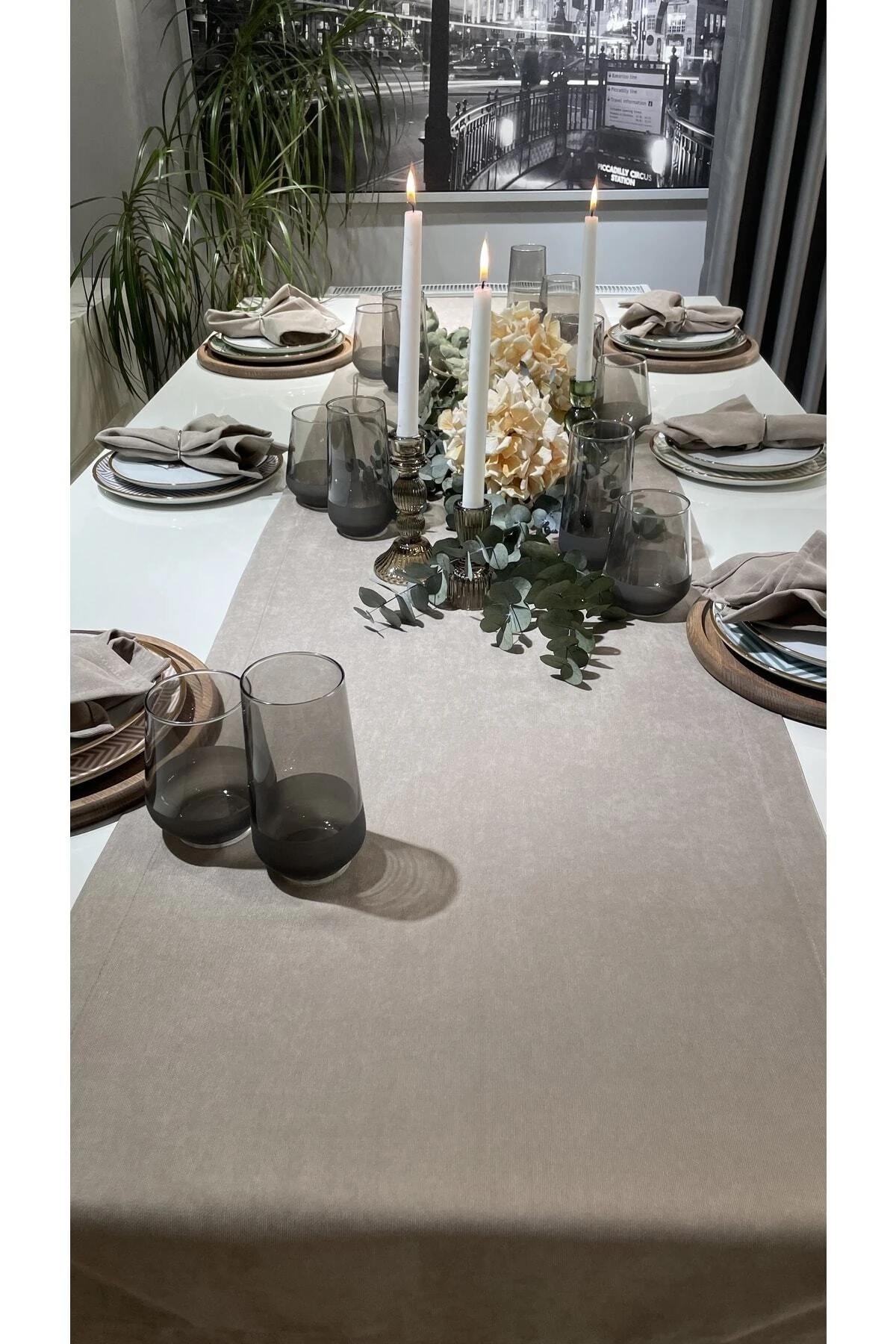 Kadife Dokulu Dertsiz Sütlü Kahve Uzun Runner