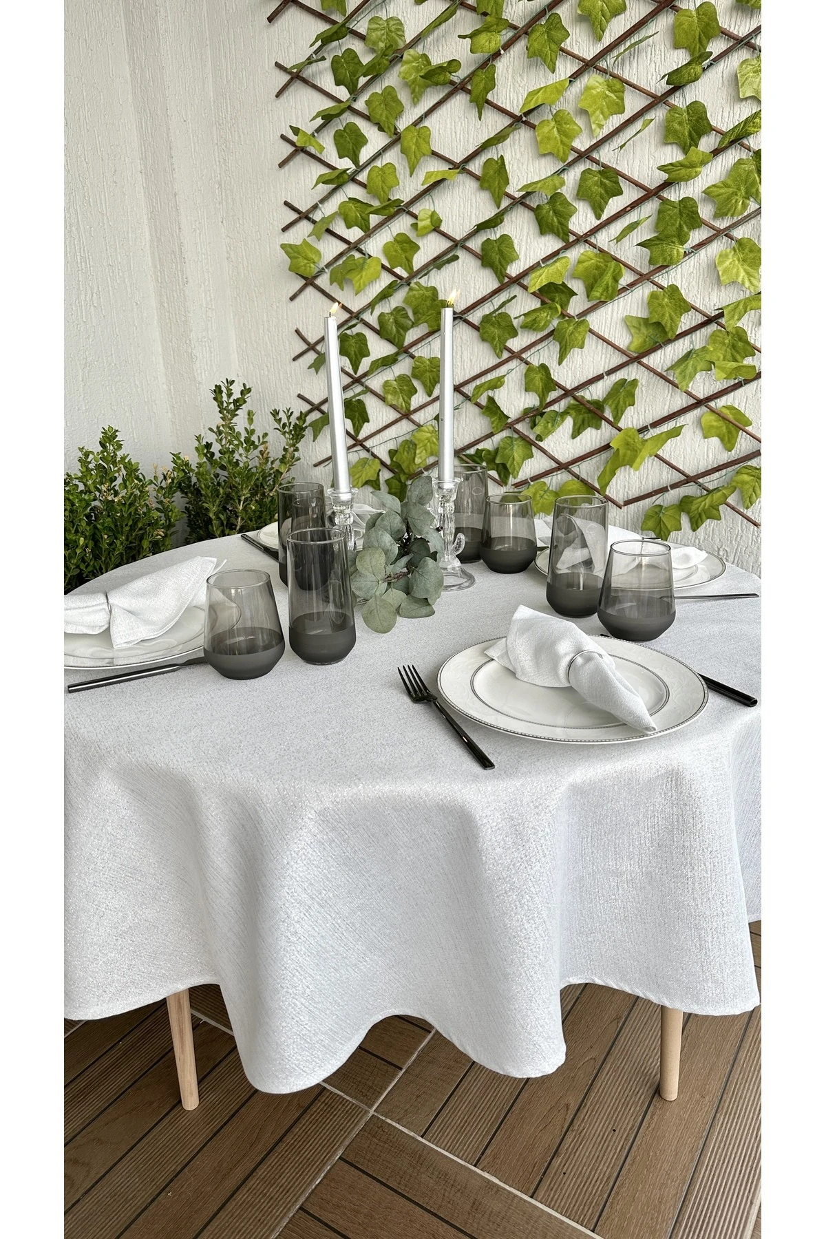 Keten Dokulu Simli Yuvarlak Masa Örtüsü - 4