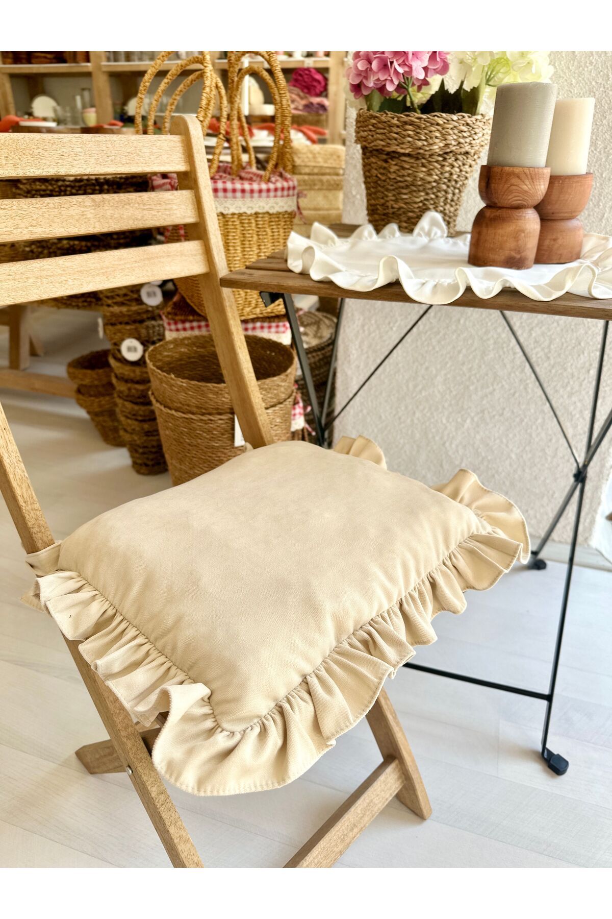 Fırfırlı Sandalye Minderi Leke Tutmaz Vanilya Renk