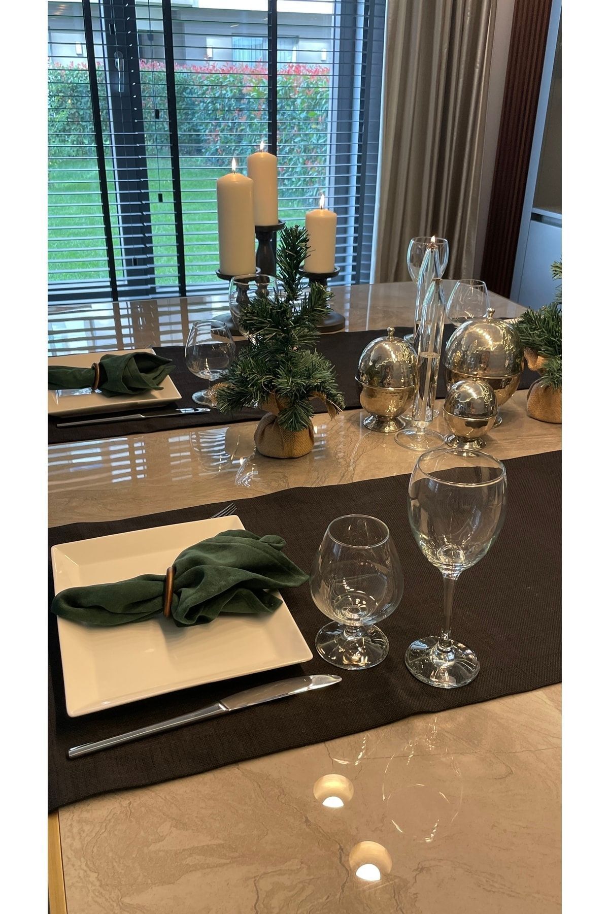 Keten Dokulu Siyah Runner