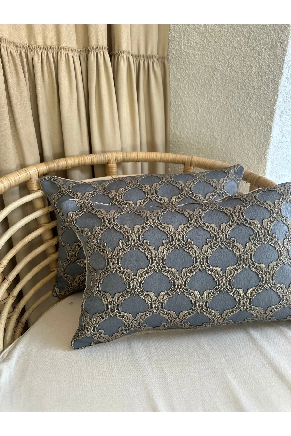 2 li Mavi Gold Detaylı Salon Kırlent Kılıfı desen3