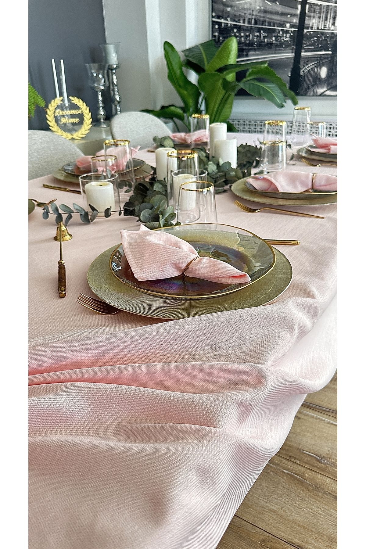 Keten Dokulu Simli Şeker Pembe Masa Örtüsü