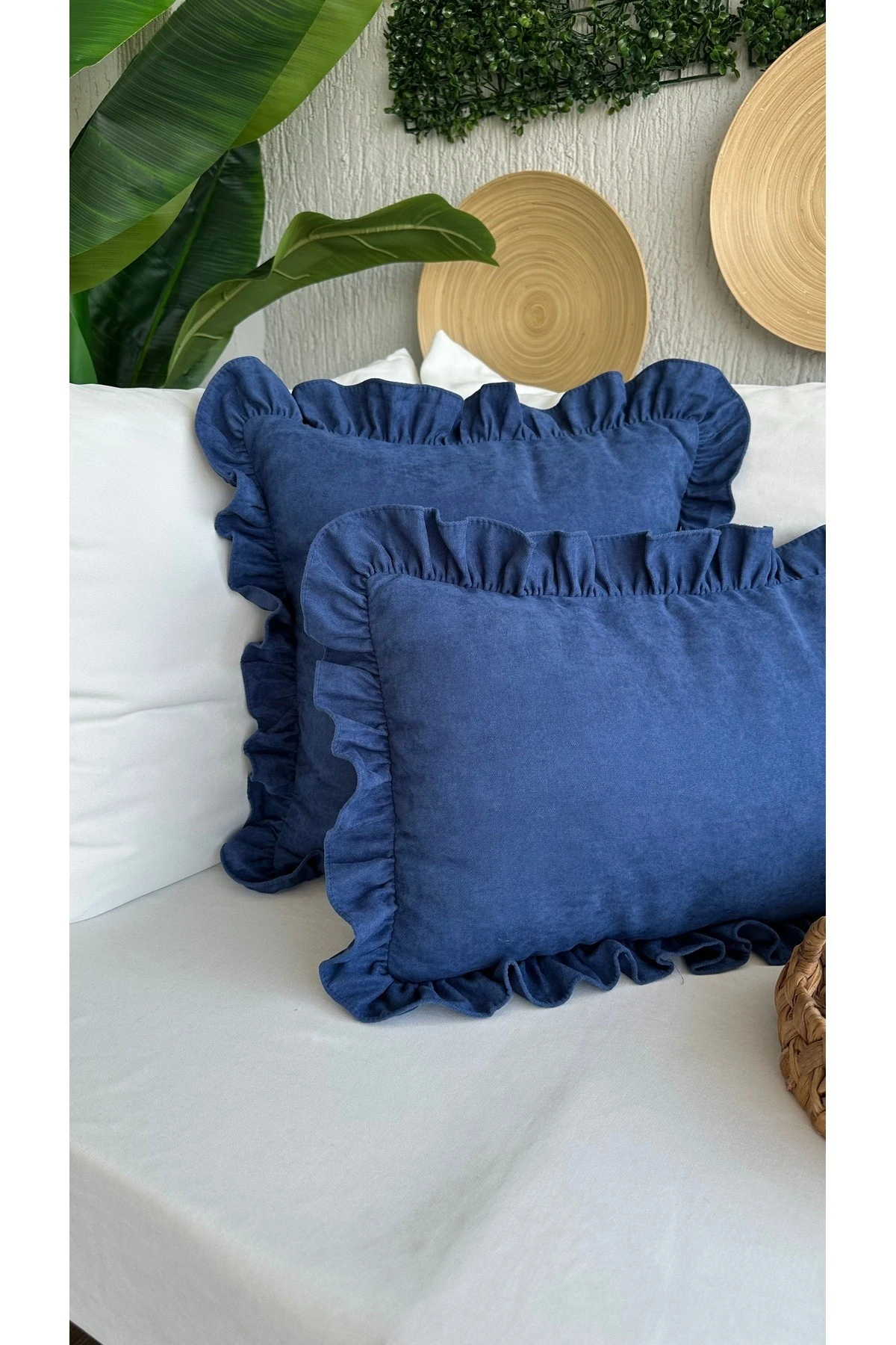Kadife Dokulu Vıntage Fırfırlı Gece Mavisi Kırlent Kılıfı 1 Ad