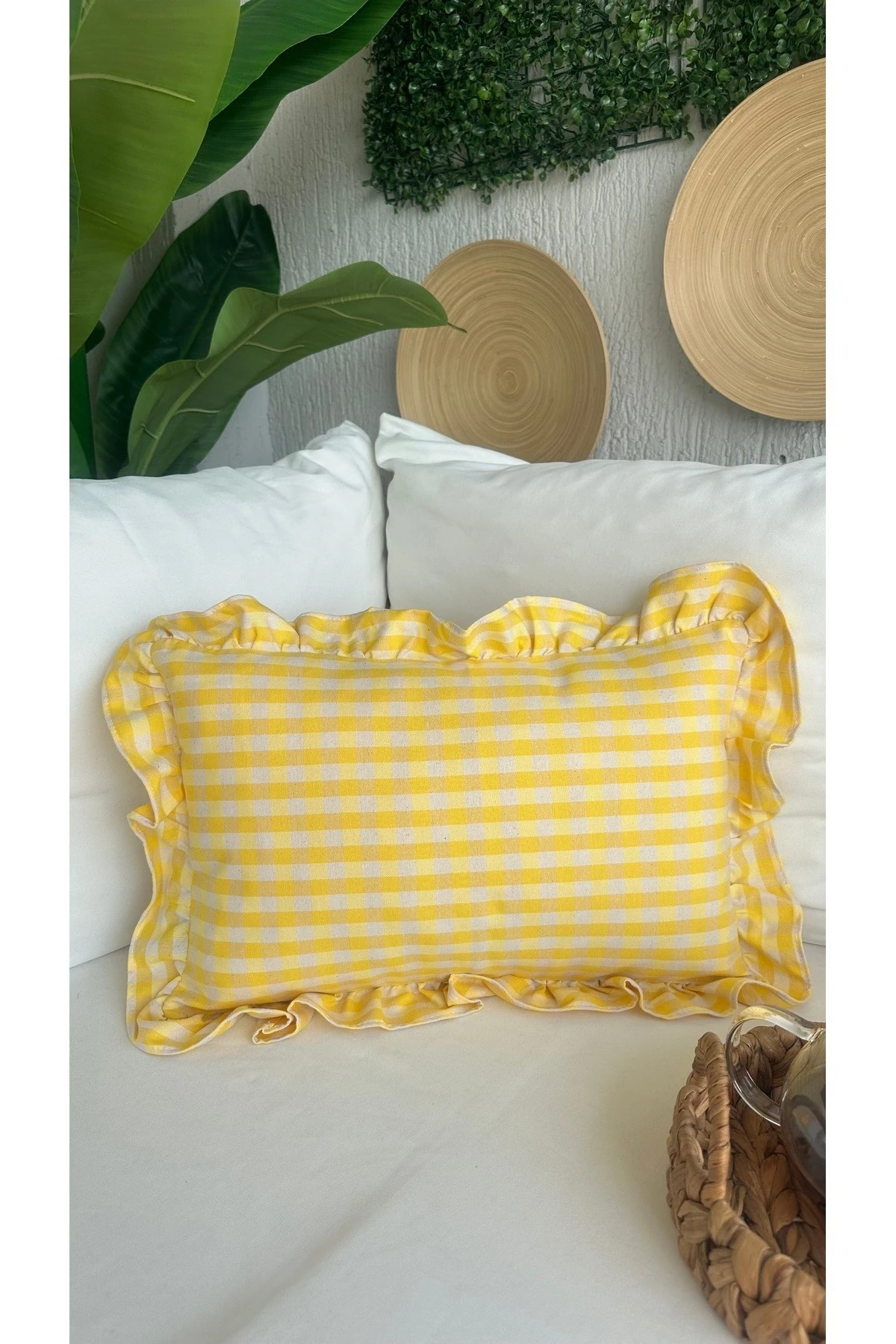 Keten Doku Vintage Pötikareli Fırfırlı Kırlent Kılıfı 3