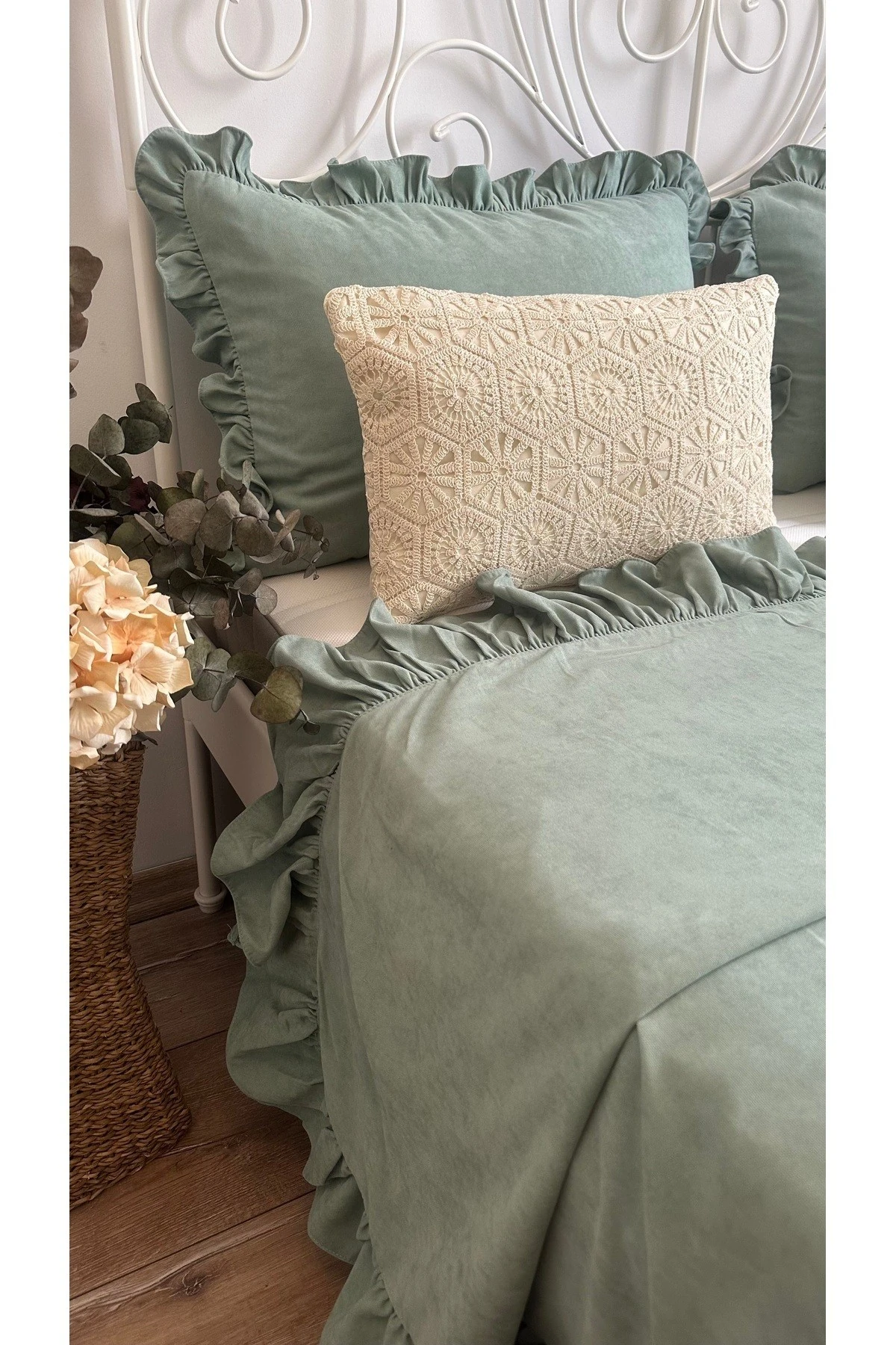 Tek Kişilik Vintage Adaçayı Yeşili Fırfırlı Yatak Örtüsü 2 Parça