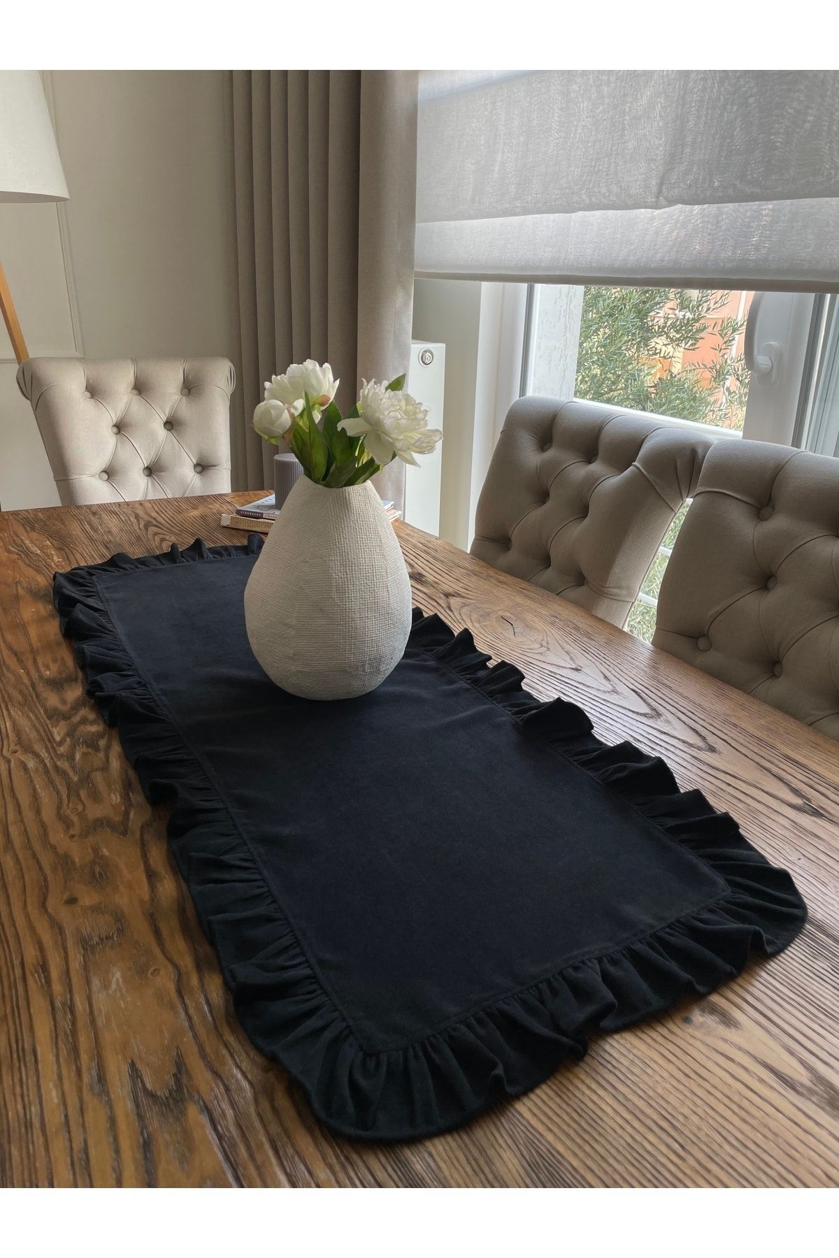 Siyah Tam Fırfırlı Vintage Runner