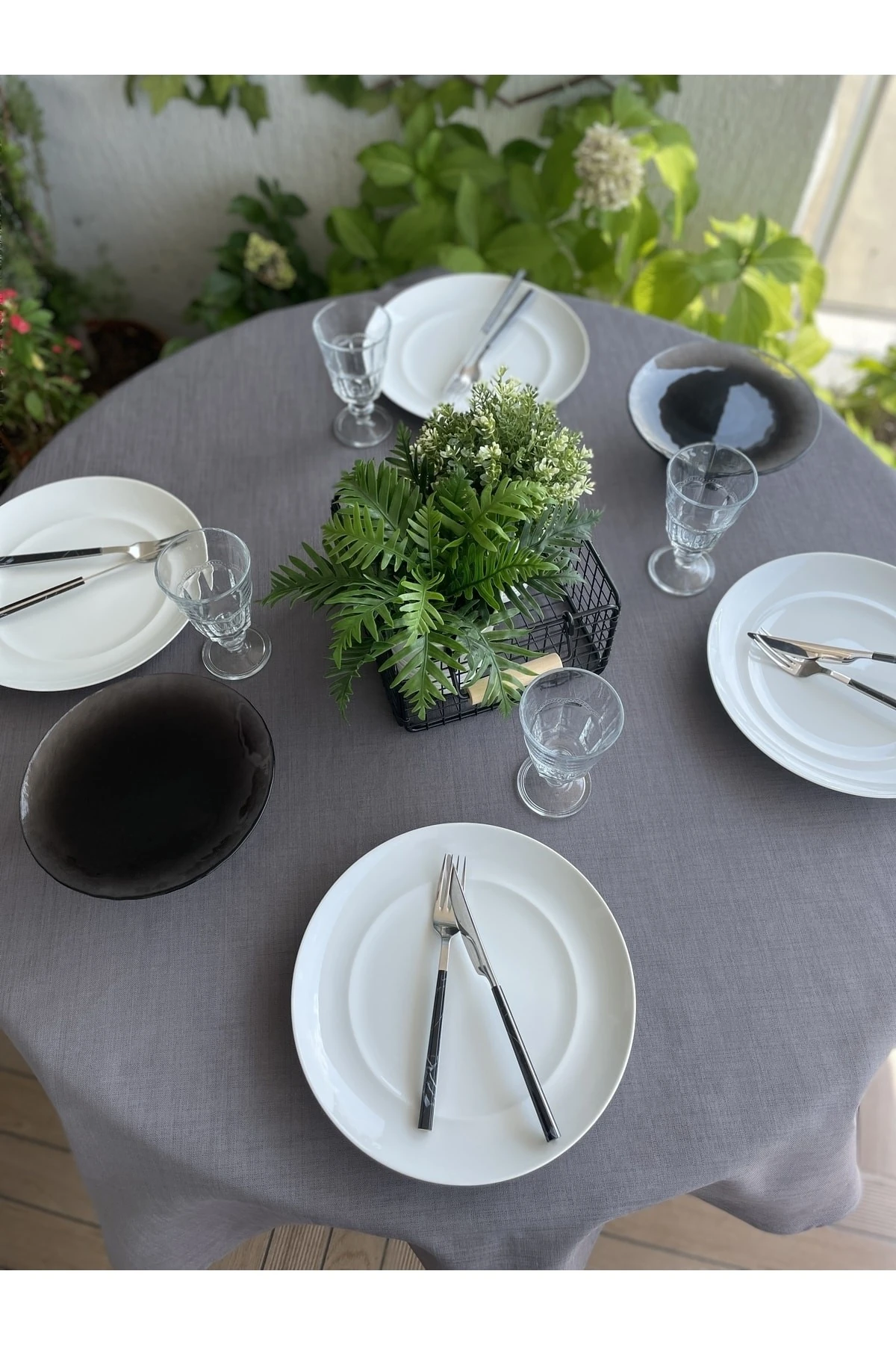 Keten Dokulu Antrasit Füme Yuvarlak Masa Örtüsü