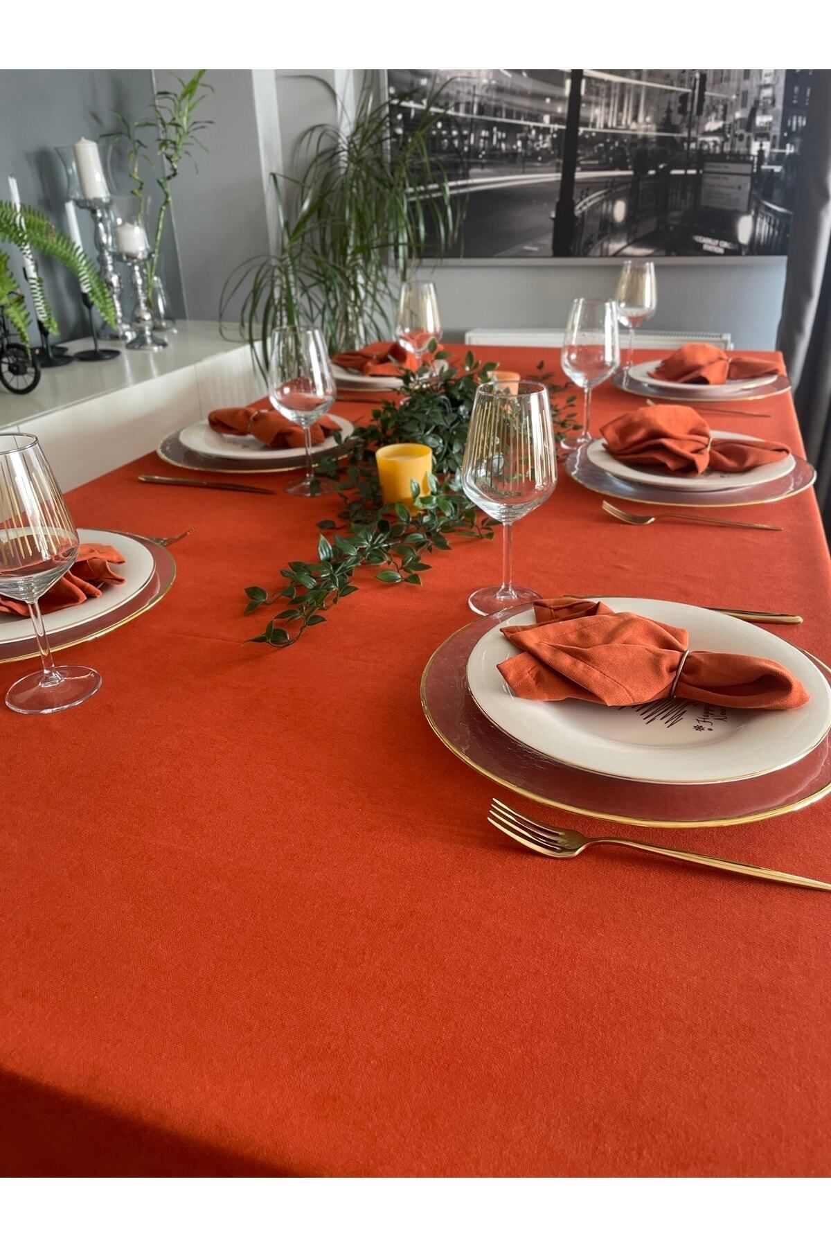 Soft Kumaş Dertsiz Koyu Kiremit Tuğla Rengi Masa Örtüsü Terracotta