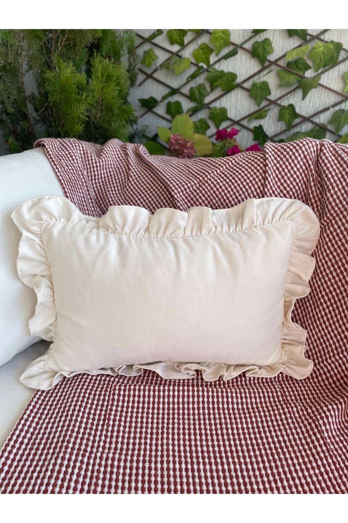 Vintage Fırfırlı Ekru Kırlent Kılıfı