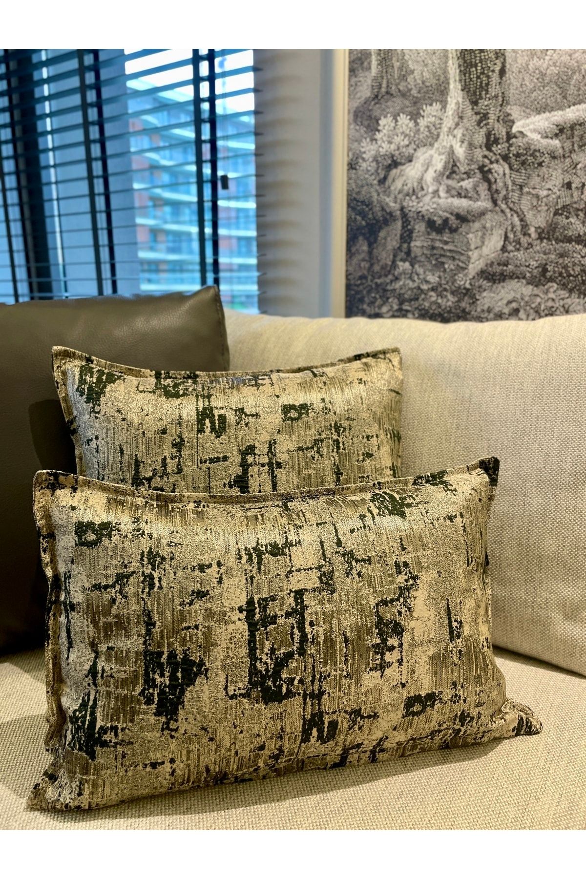 Gold Koyu Yeşil Detaylı Kırlent Kılıfı