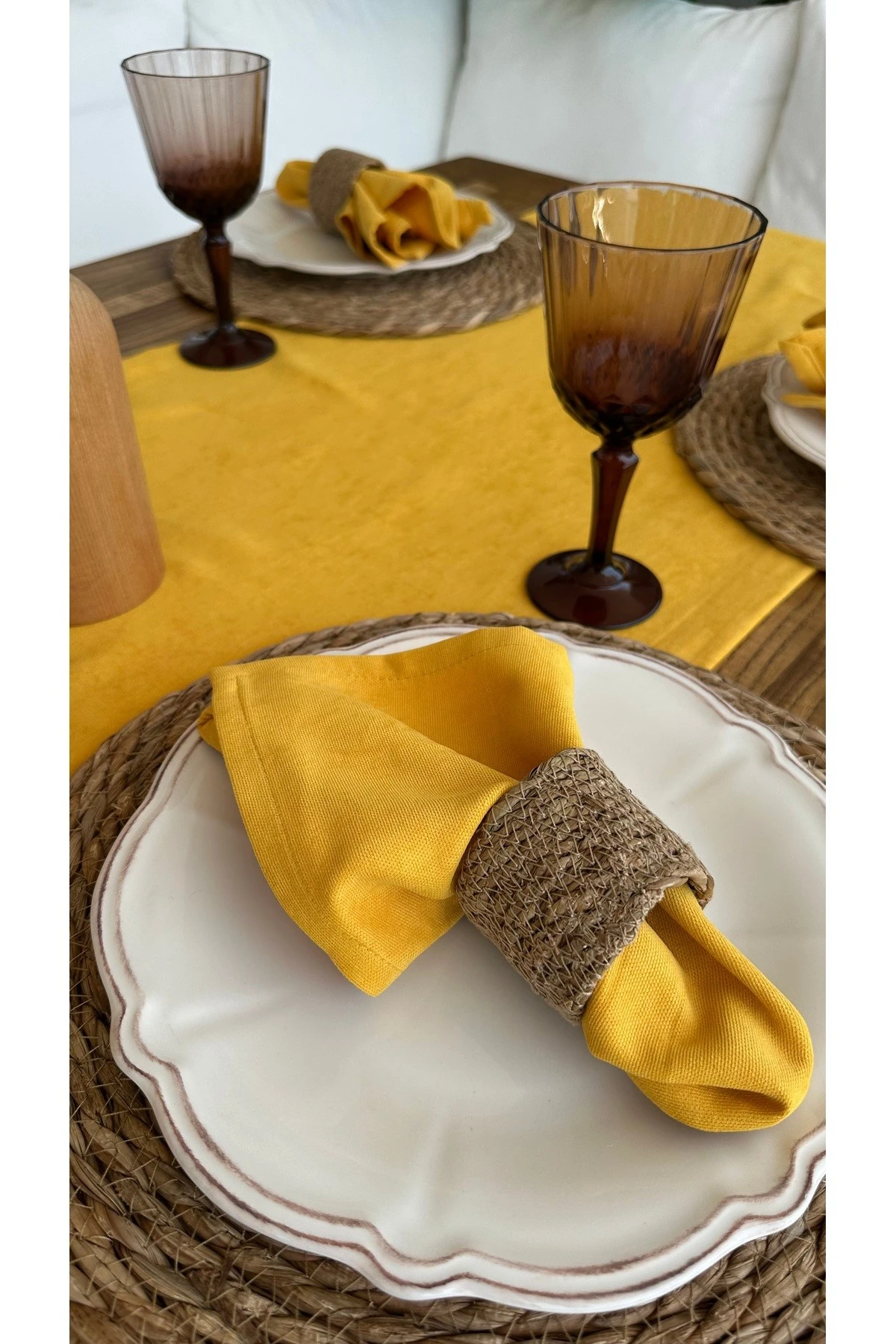 6 Adet Kadife Dokulu Dertsiz Hardal Sarı Renk Kumaş Peçete