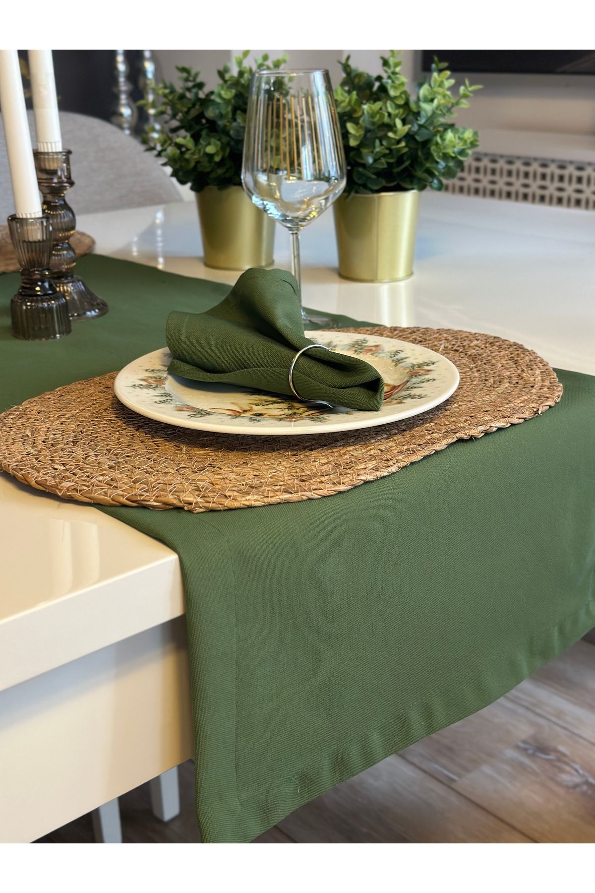 Pamuklu Dertsiz Leke Tutmaz Yeşil Kısa Runner