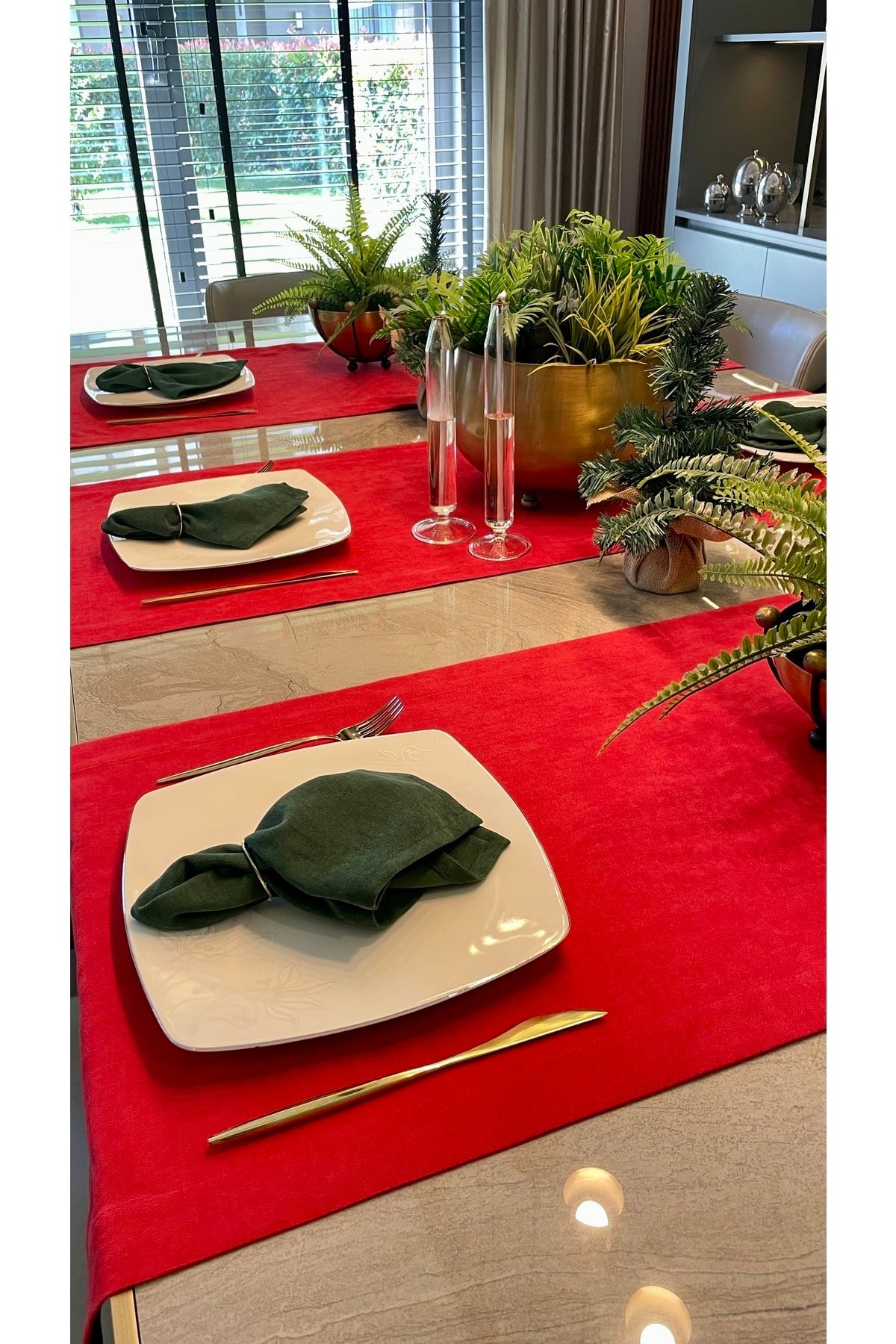 Dertsiz Kadife Dokulu Kırmızı Runner