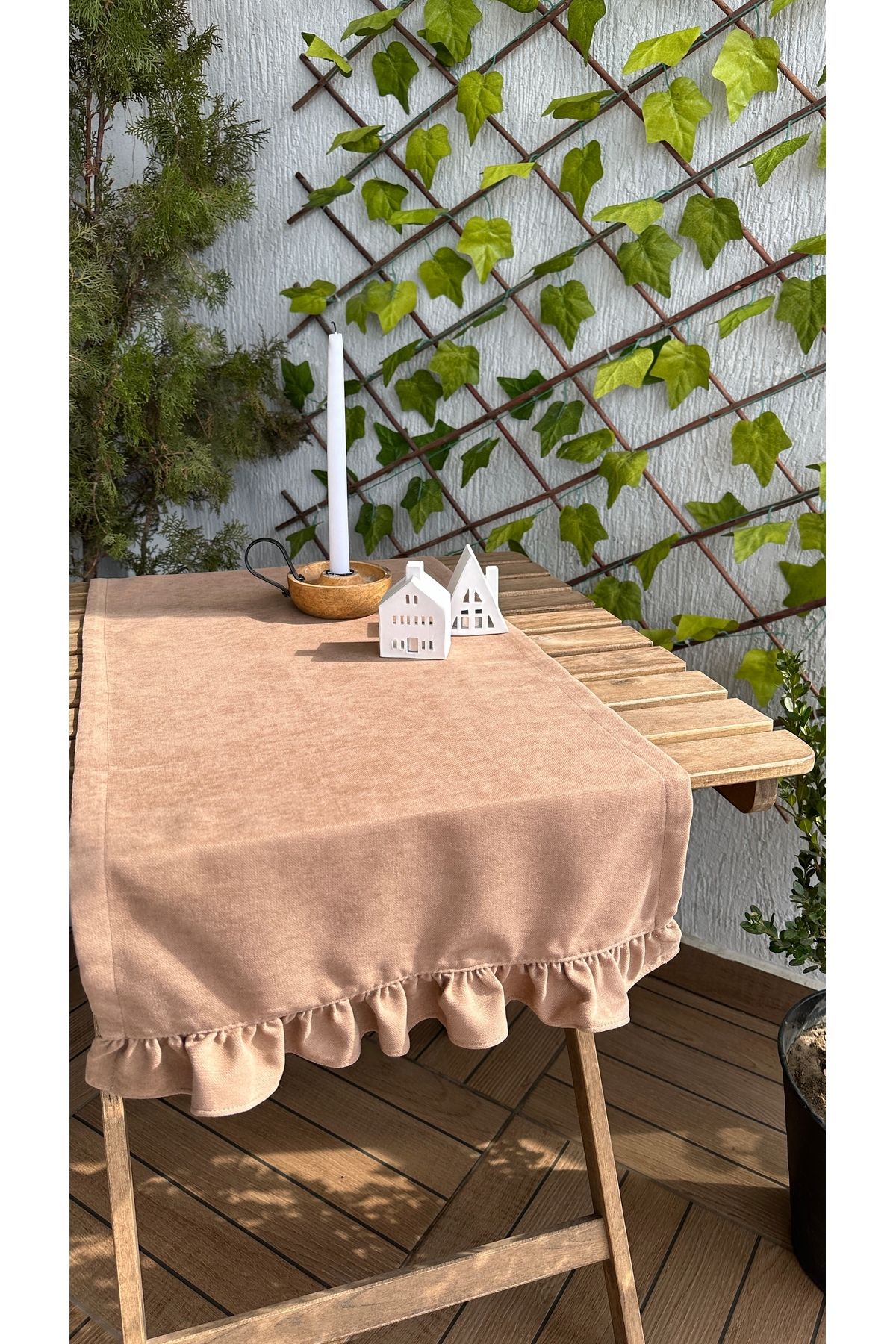 Kahverengi Fırfırlı Vintage Runner