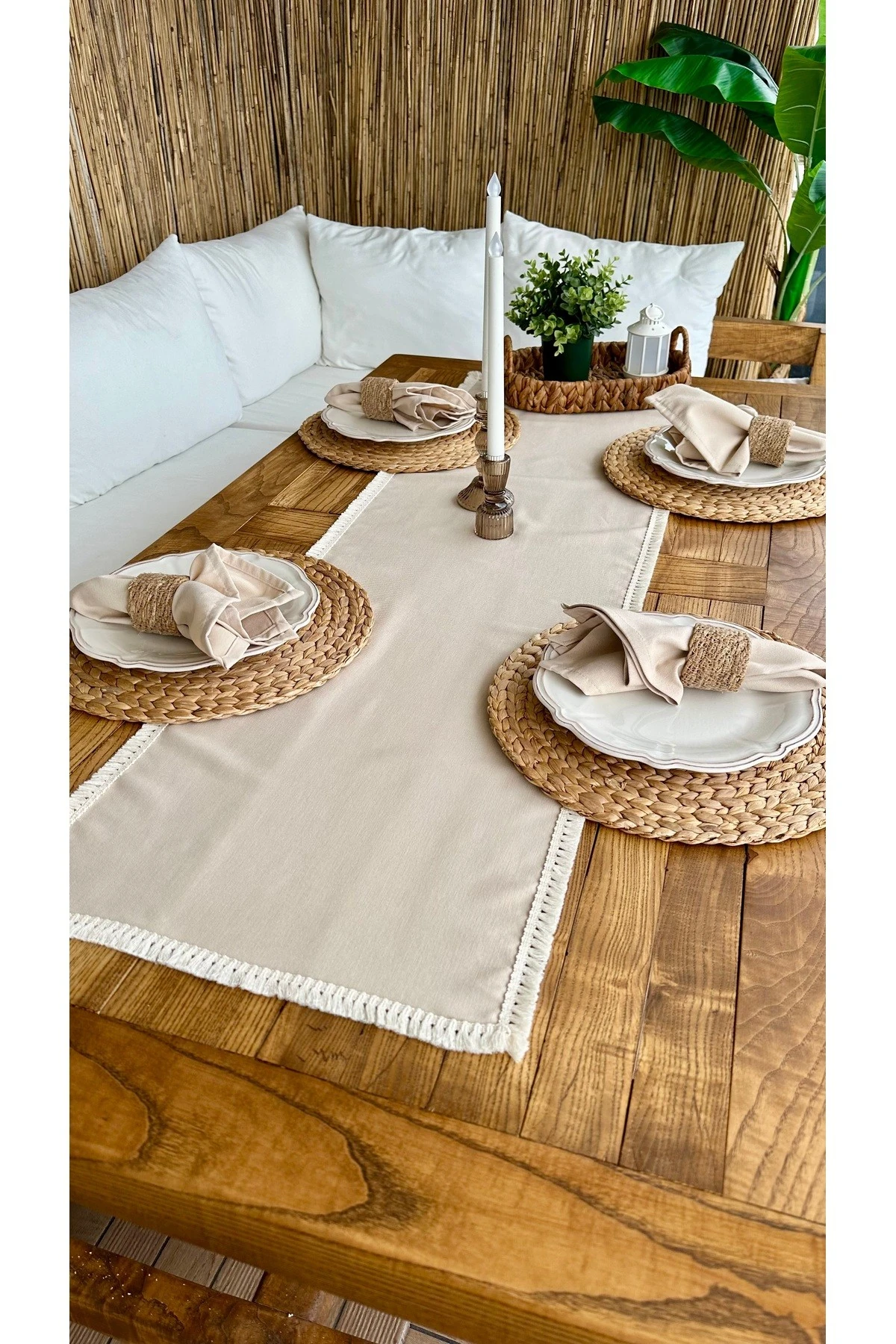 Püskül Detaylı Bej Runner 40 x 130 cm Leke Tutmaz Kumaş
