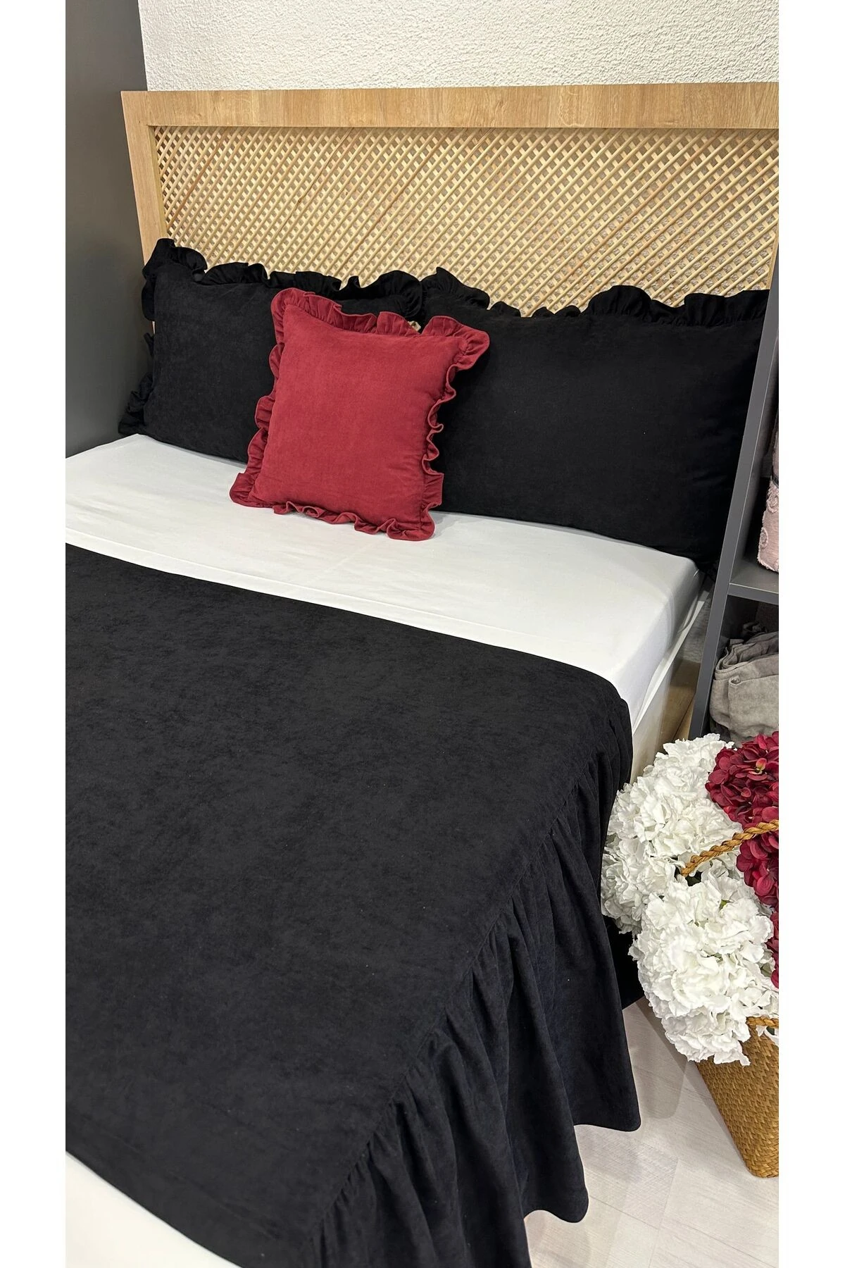 Miya 3’lü Vintage Fırfırlı Vizon Yatak Runner Çift Kişilik 3 PARÇA - Siyah