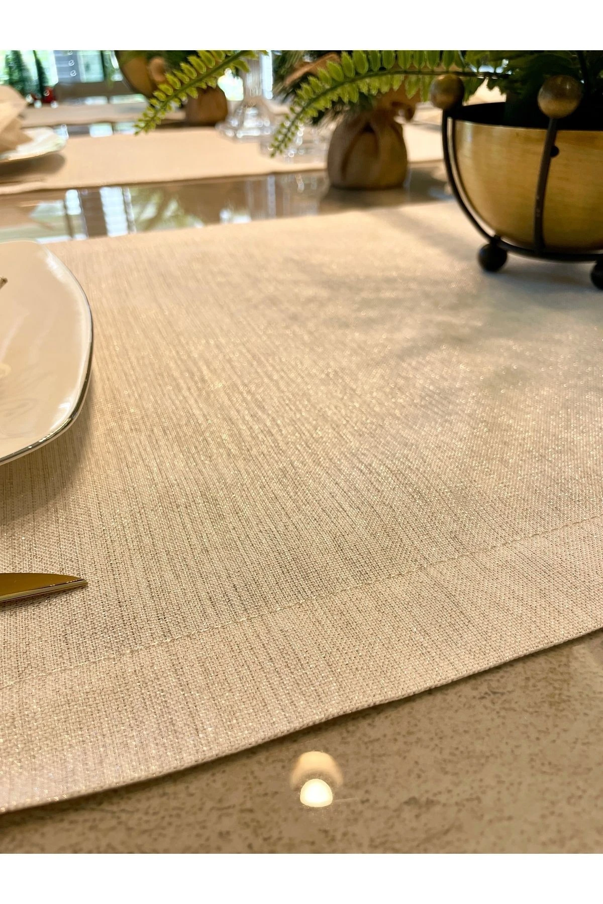 Keten Dokulu Simli Kısa Beyaz Runner