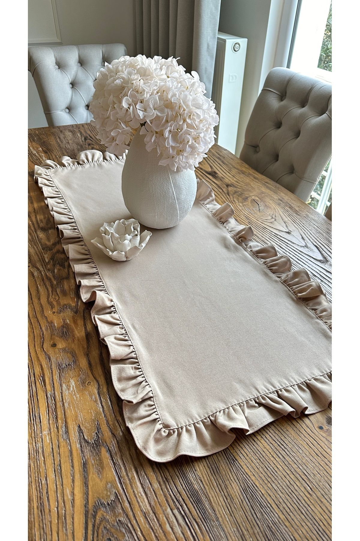 Keten Dokulu Dertsiz Leke Tutmaz Vintage Tam Fırfırlı Bej Runner