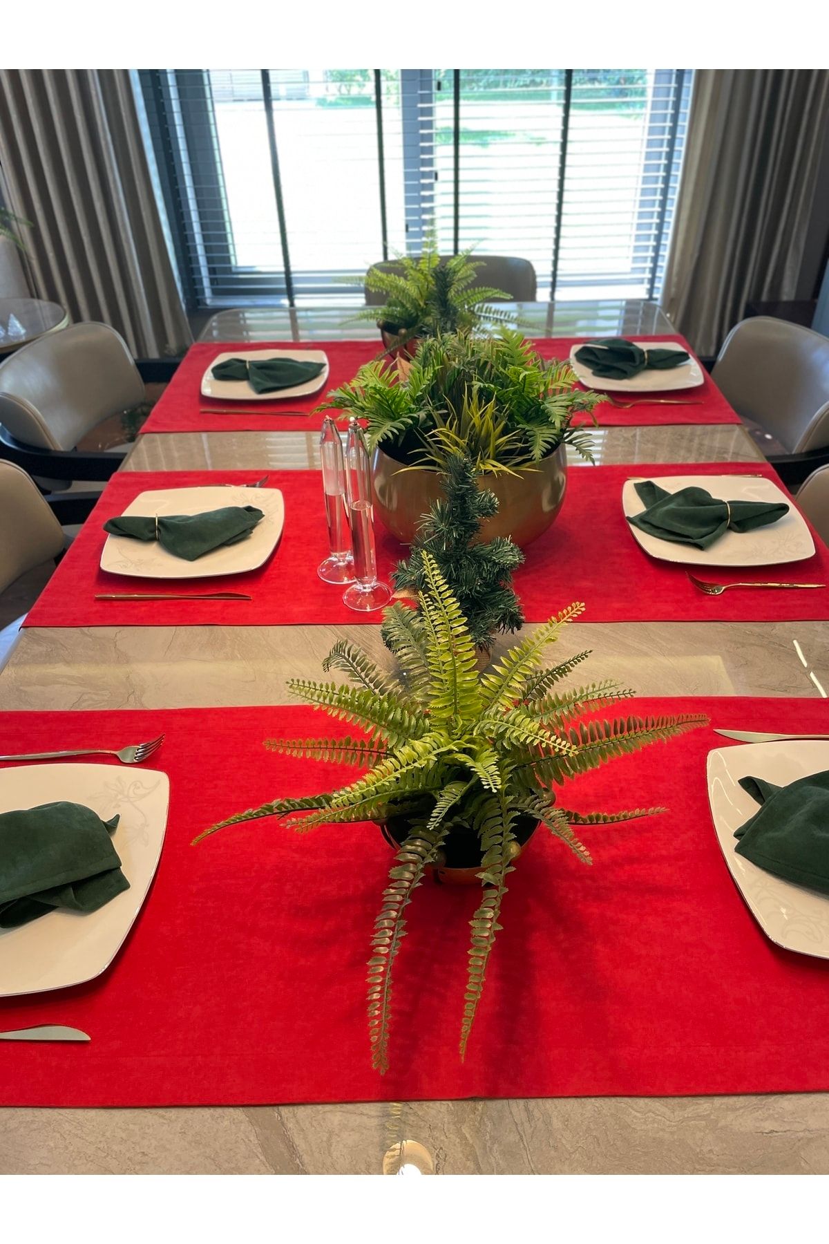 Dertsiz Kadife Dokulu Kırmızı Runner