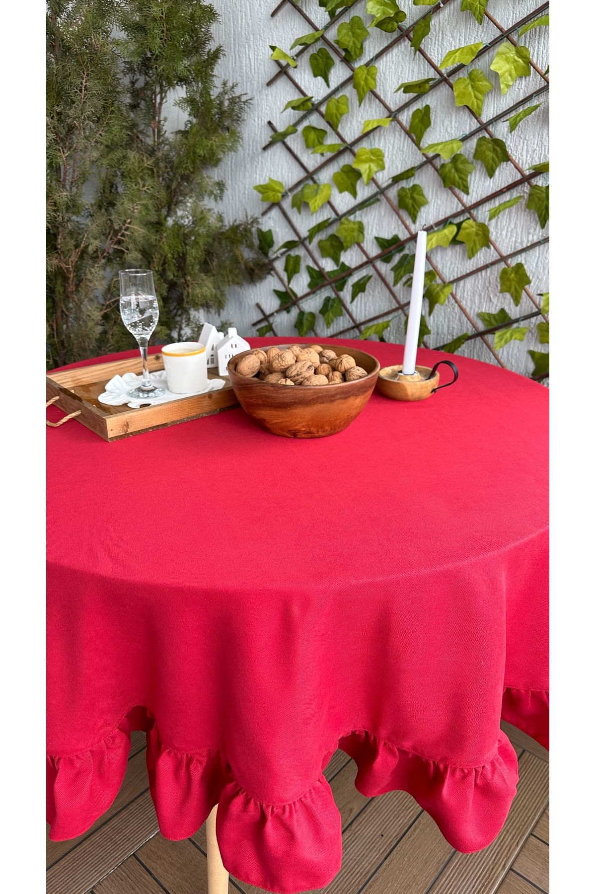 Kadife Dokulu Dertsiz Fırfırlı Vintage Yuvarlak Masa Örtüsü