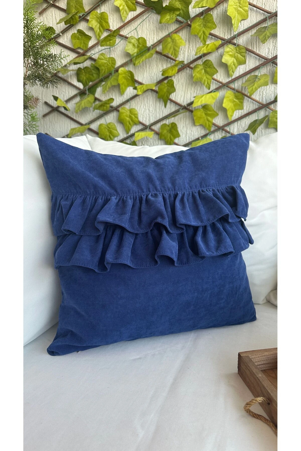 Tasarım Model Fırfırlı Kırlent Kılıfı