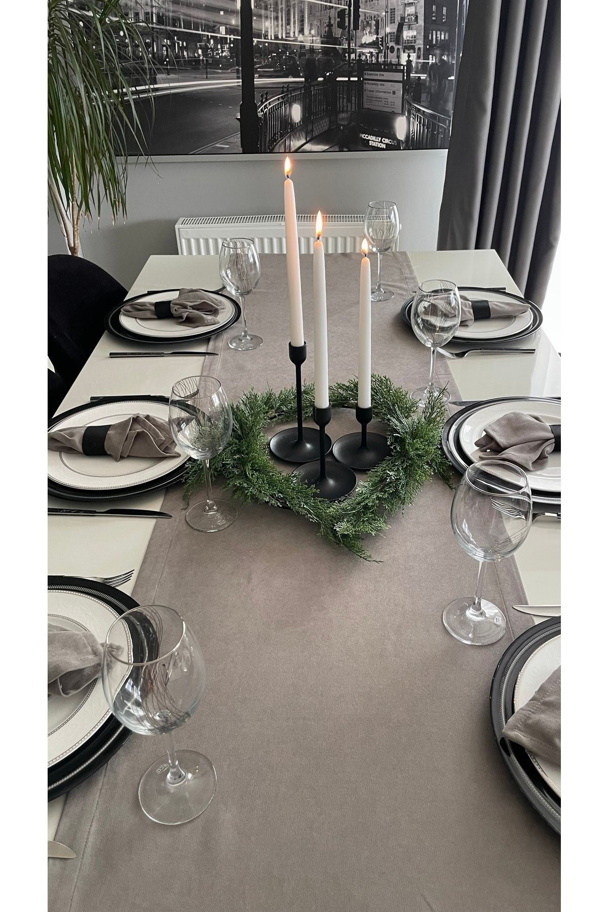 Kadife Dokulu Dertsiz Gri Uzun Runner