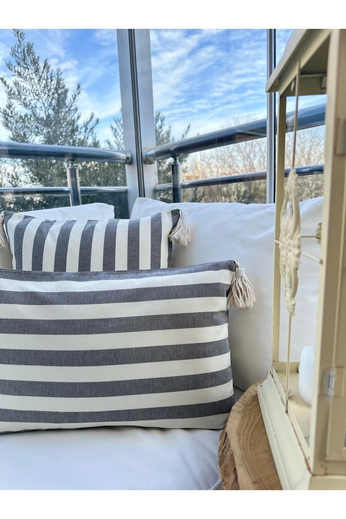 2‘li Keten Çizgi Desenli Püsküllü Füme-Ekru Kırlent Kılıfı Seti