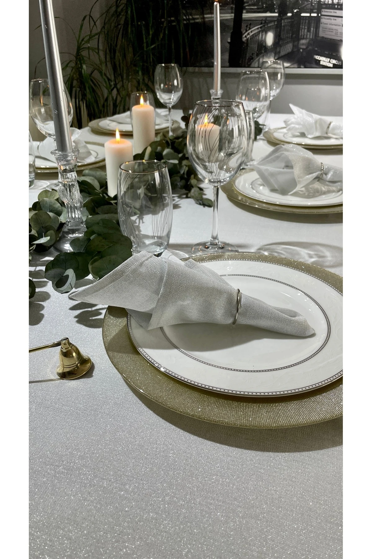 6'lı Gümüş Simli Beyaz Peçete Kumaş Peçete