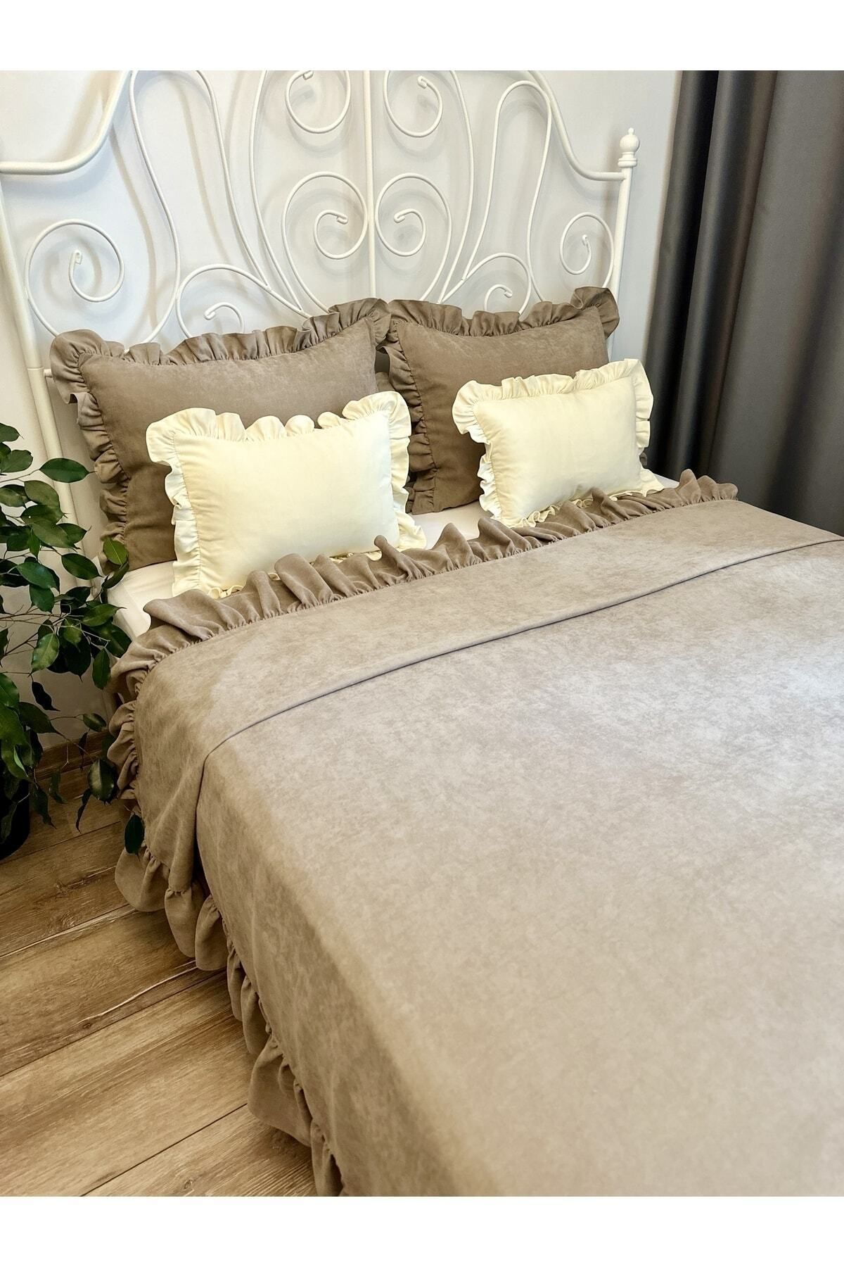 Fırfırlı Açık Ay Taşı Yatak Örtüsü Seti Tek Kişilik