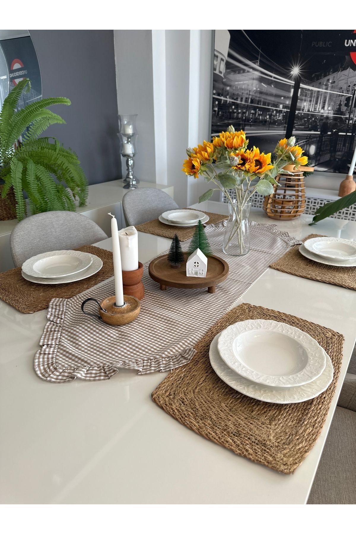 Vintage Mini Pötikare Köşe Fırfırlı Bej Runner