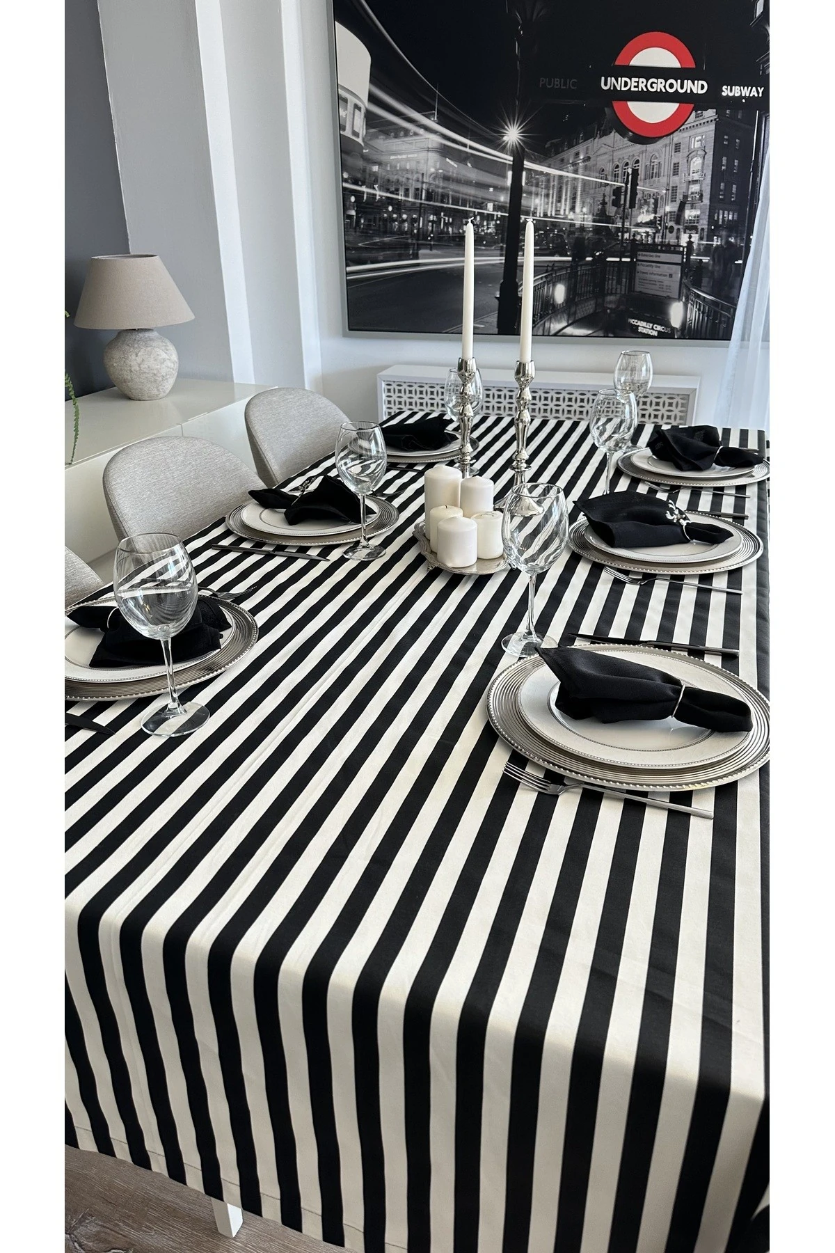 Leke Tutmaz Sıvı Geçirmez Siyah Beyaz Çizgili Dertsiz Masa Örtüsü