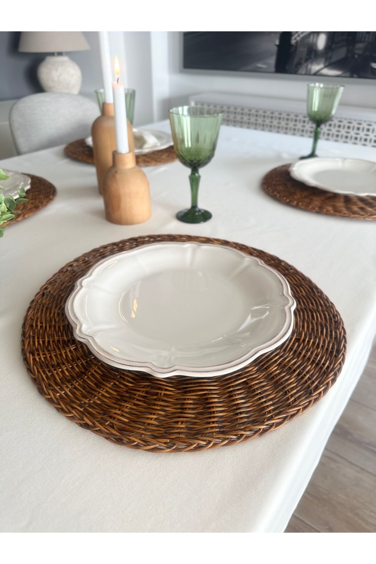 Temizliği Kolay Kahverengi Rattan Amerikan Servis 6 Ad