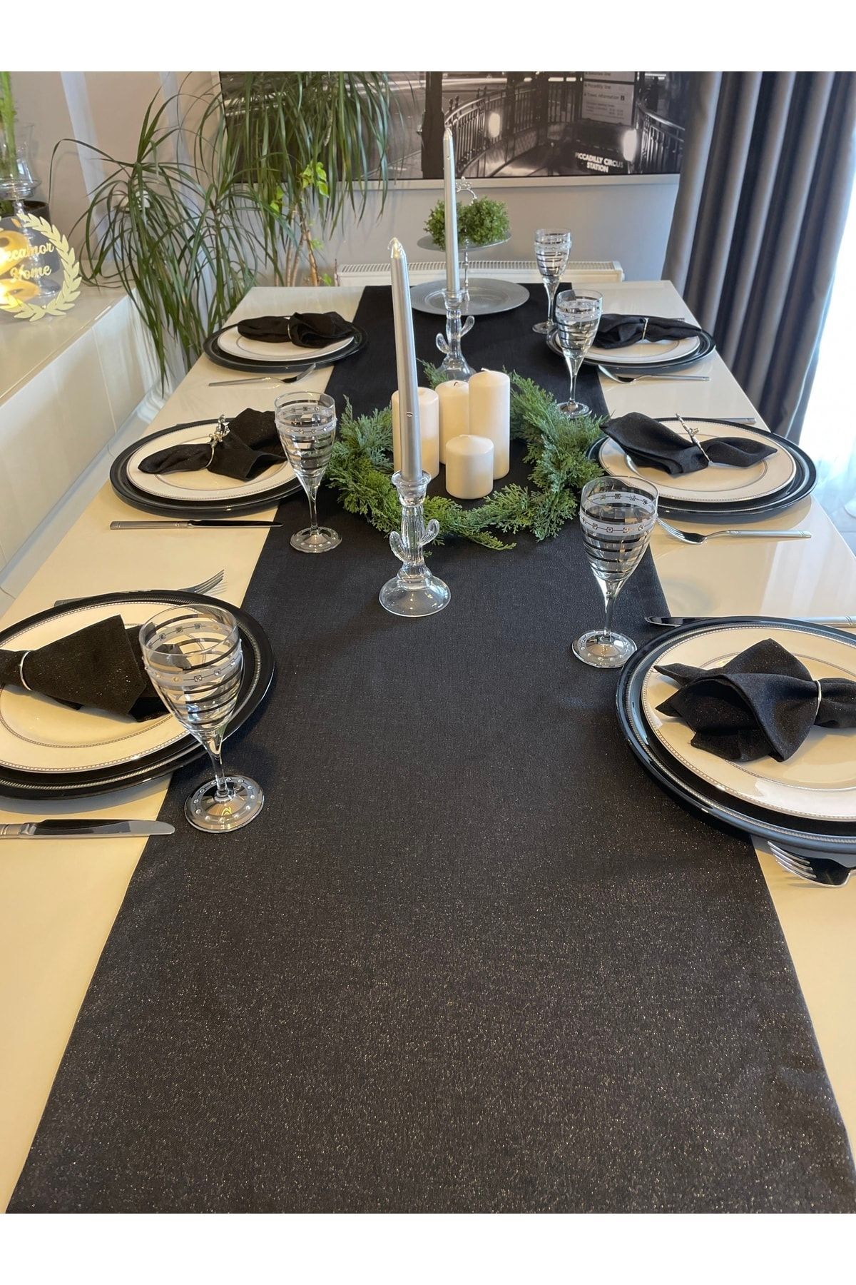 Keten Dokulu Simli Siyah Runner